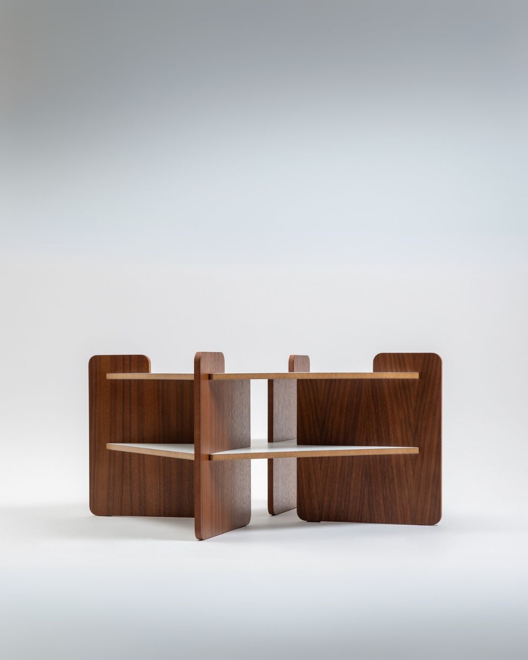 Side Table 'TU-TU' - Turenne Chevallereau x Mobilier national — side angle