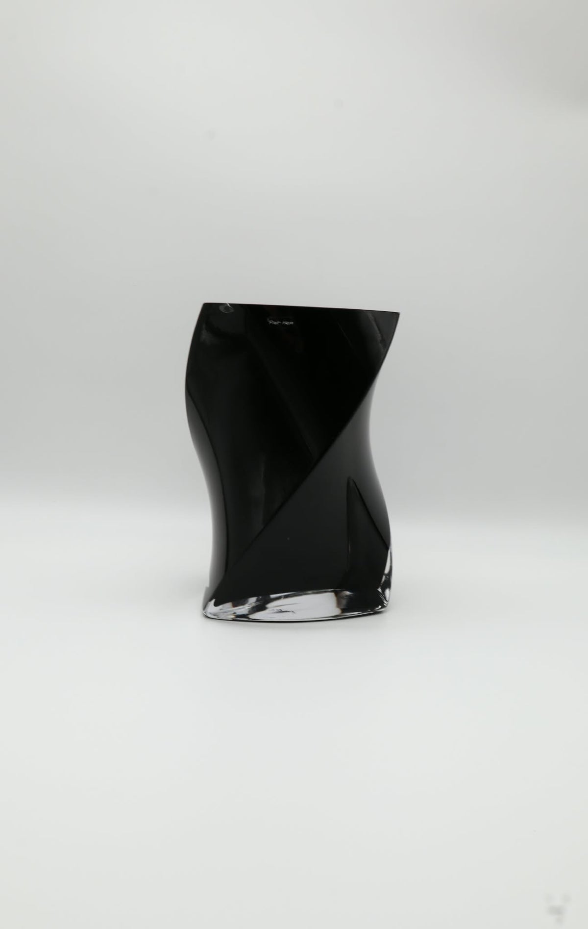 Piet Hein ‘Twister’ Vase – Denmark (1990s) — detail view