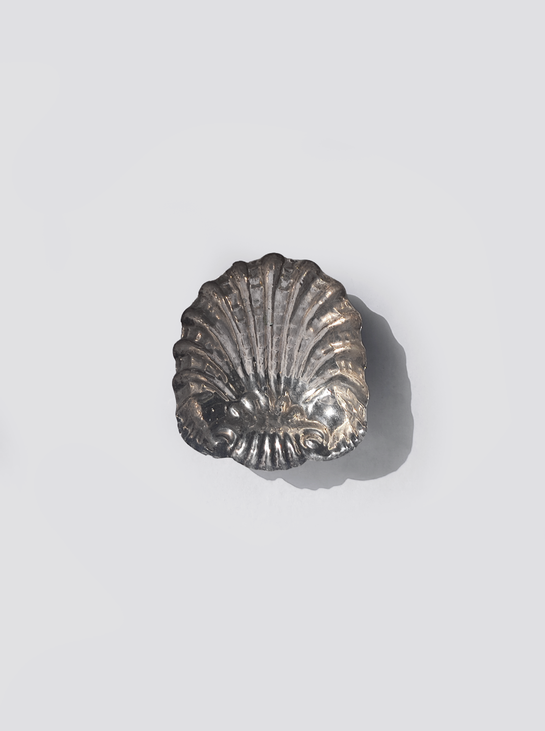 Small Silver-plated Shell Vide Poche — detail view