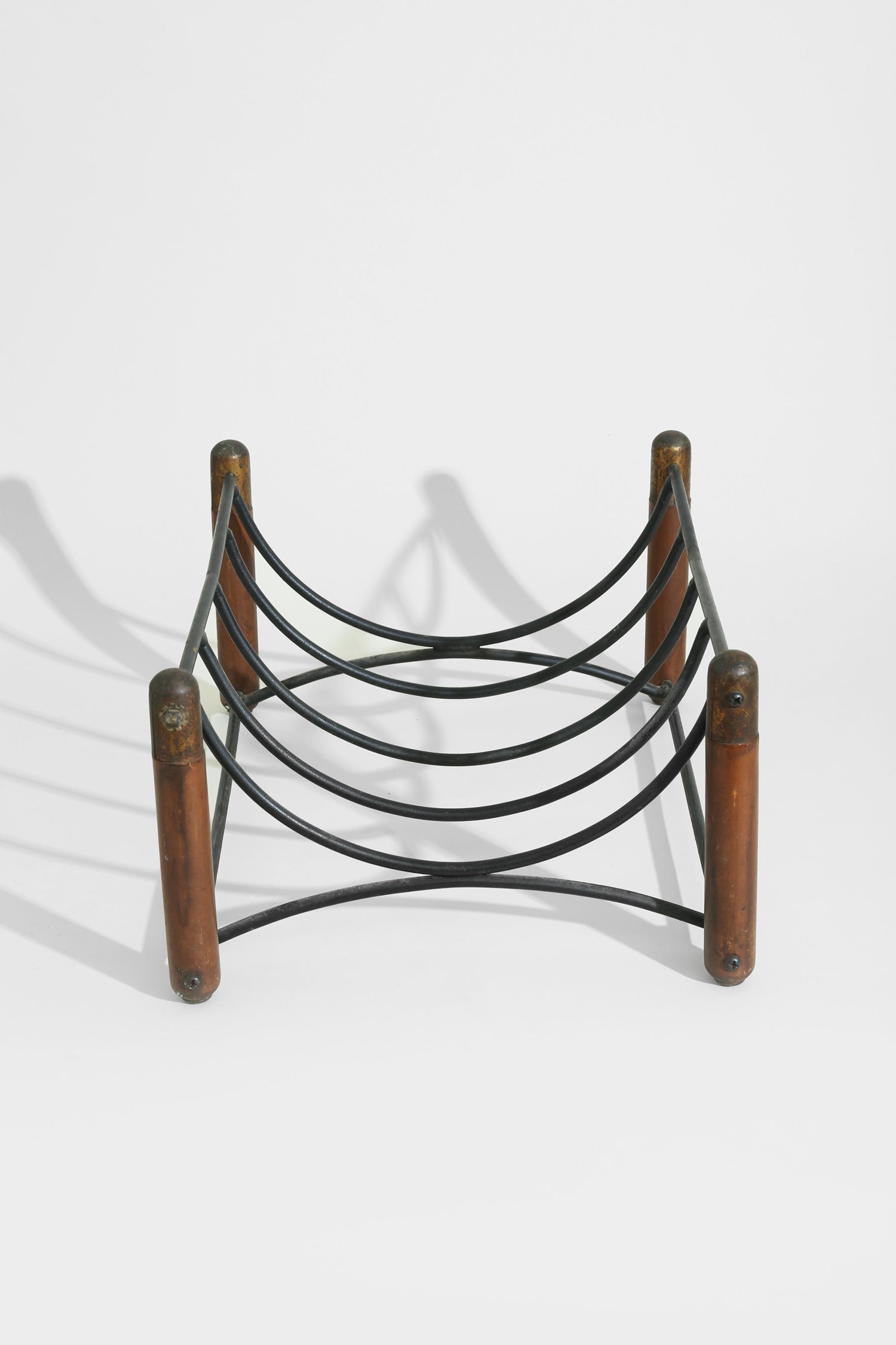 Mid-century Magazine Rack — top view with black metal and wooden legs