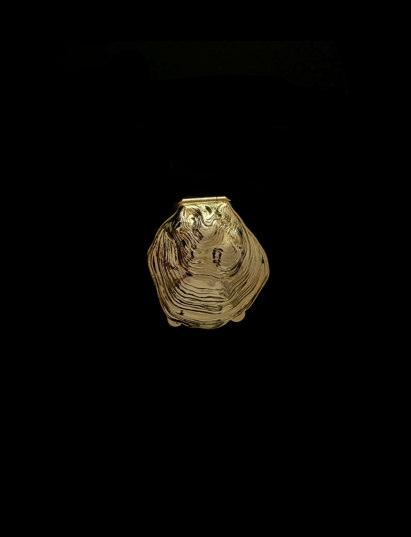 Vintage pill box designed in Italy by LA PARADE | The Oblist — gold metal finish