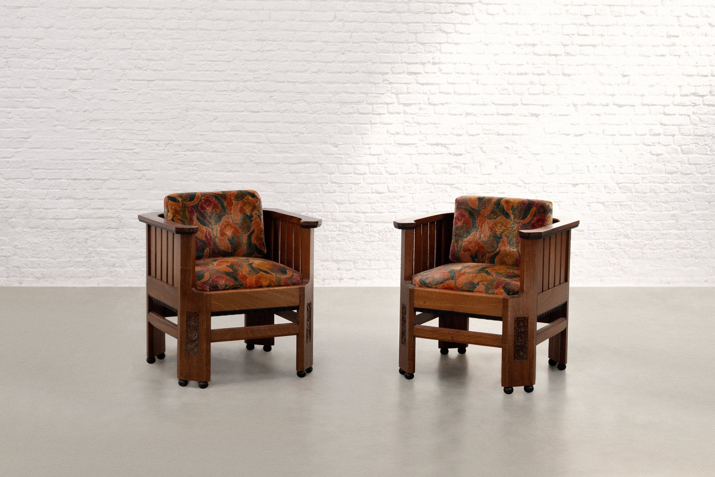 Pair of Amsterdam School Walnut Armchairs, Netherlands, c. 1930 — detail view
