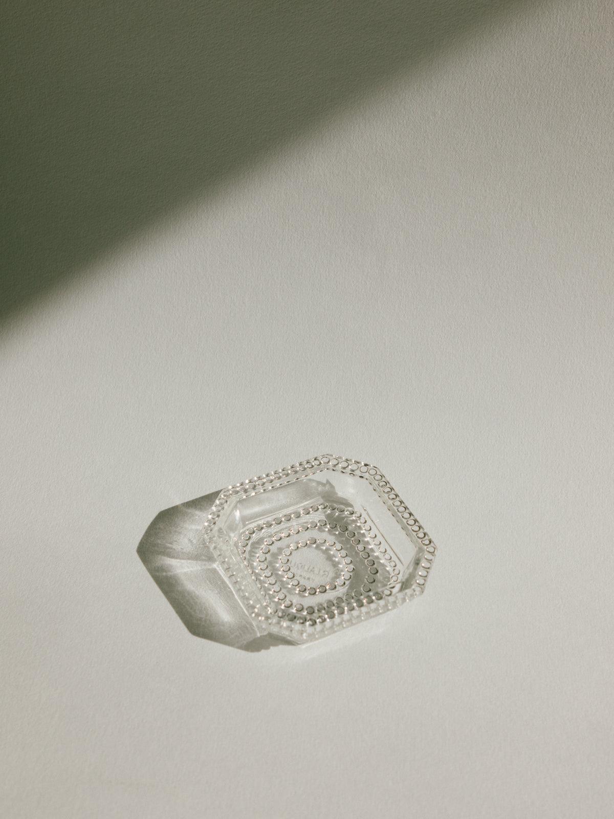 Original René Lalique Signed Art Deco Glass Jewelry Tray | France - 1933 — detail view