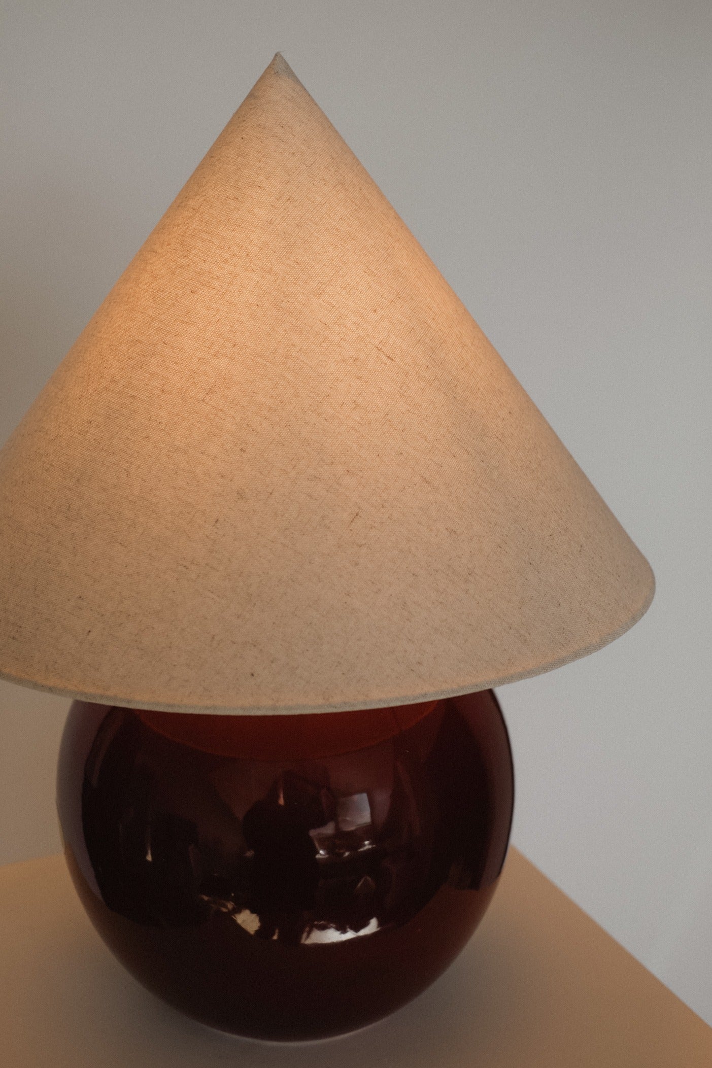 Burgundy & Linen Sculptural Table Lamp — side angle