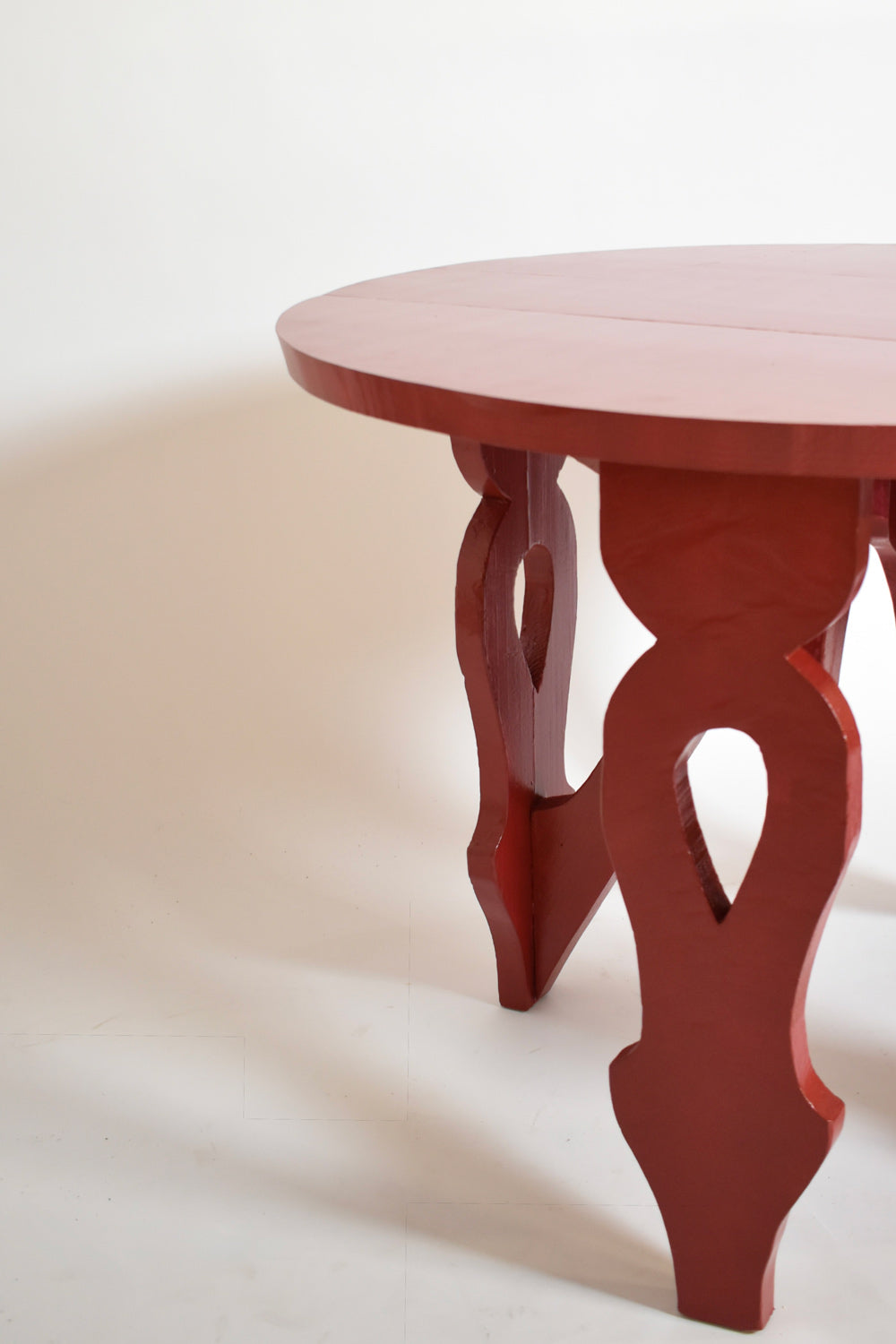 Burgundy Red Rustic Round Table, 1920s — close-up
