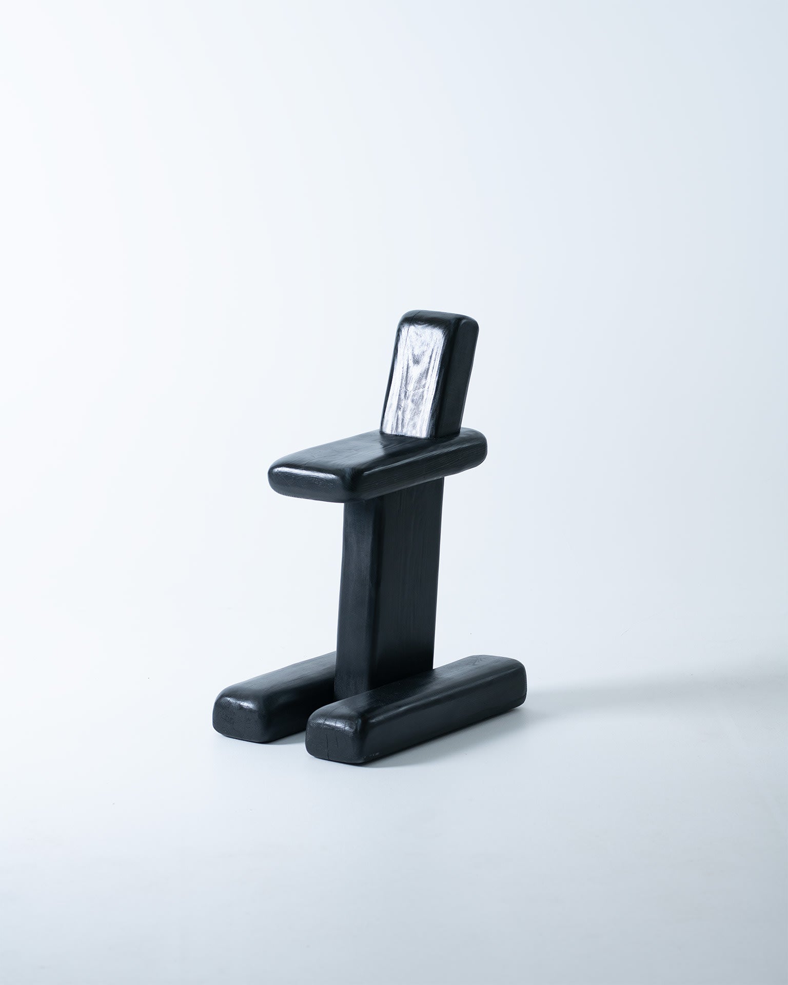 Altitude Chair (04) — detail view