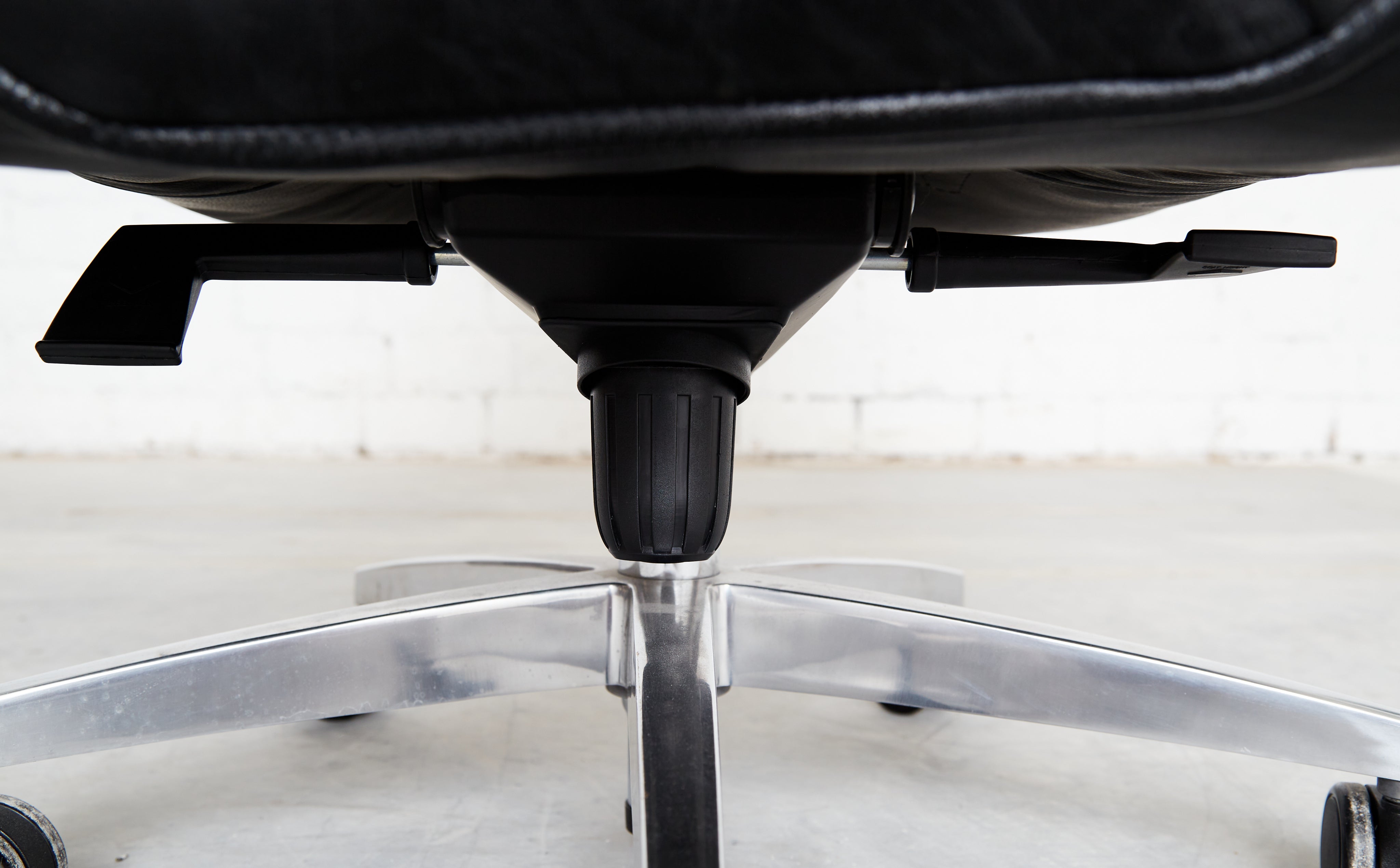 Vintage office chair by Otto Zapf for Topstar — additional view