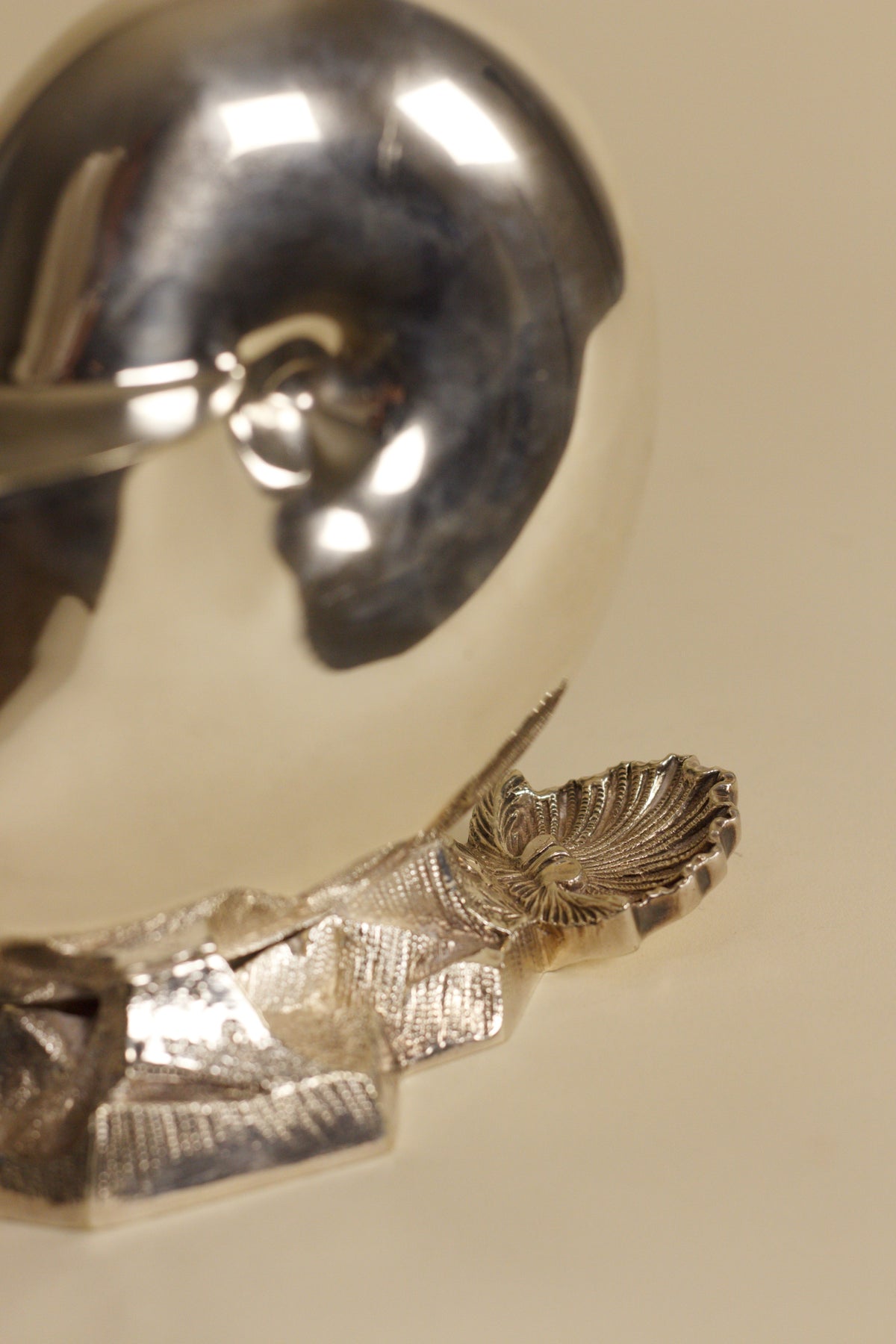 Nautilus Shell Silver-Plated Spoon Warmer — lifestyle setting