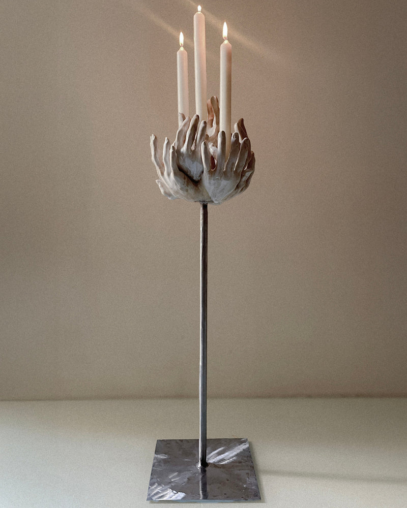 Eight-hands standing candle holder in ceramic n°66 — detail view
