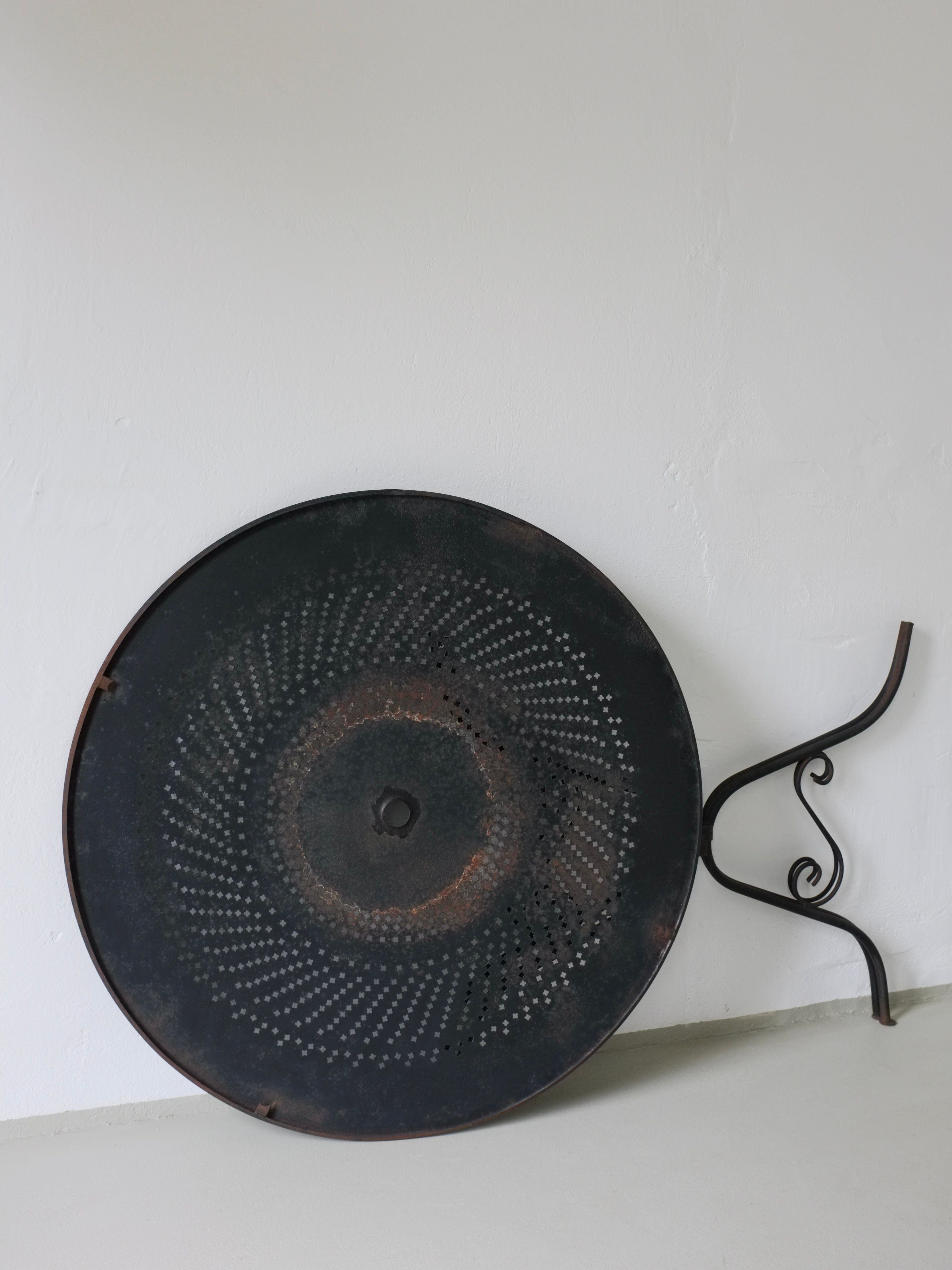 Ensemble de salle à manger de jardin en fer forgé, France des années 1950
