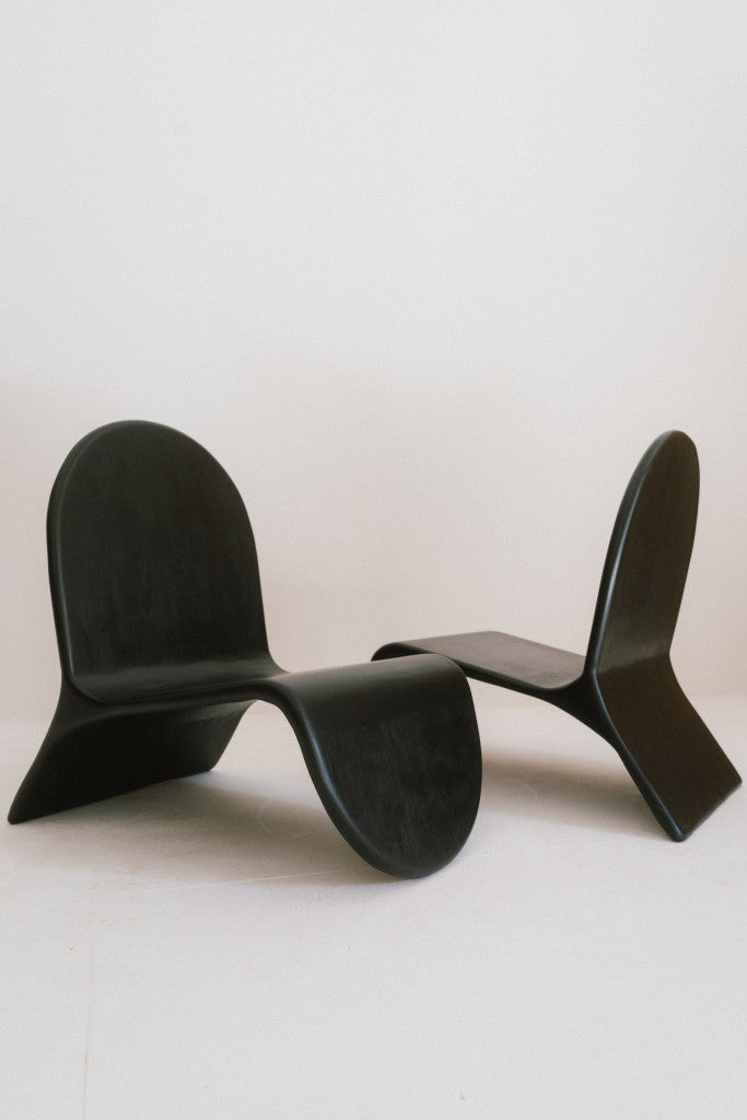Armchair ALMA — close-up