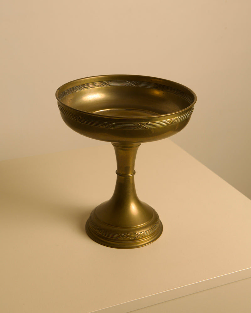 Italian brass bowl, 1960s — close-up of polished brass finish