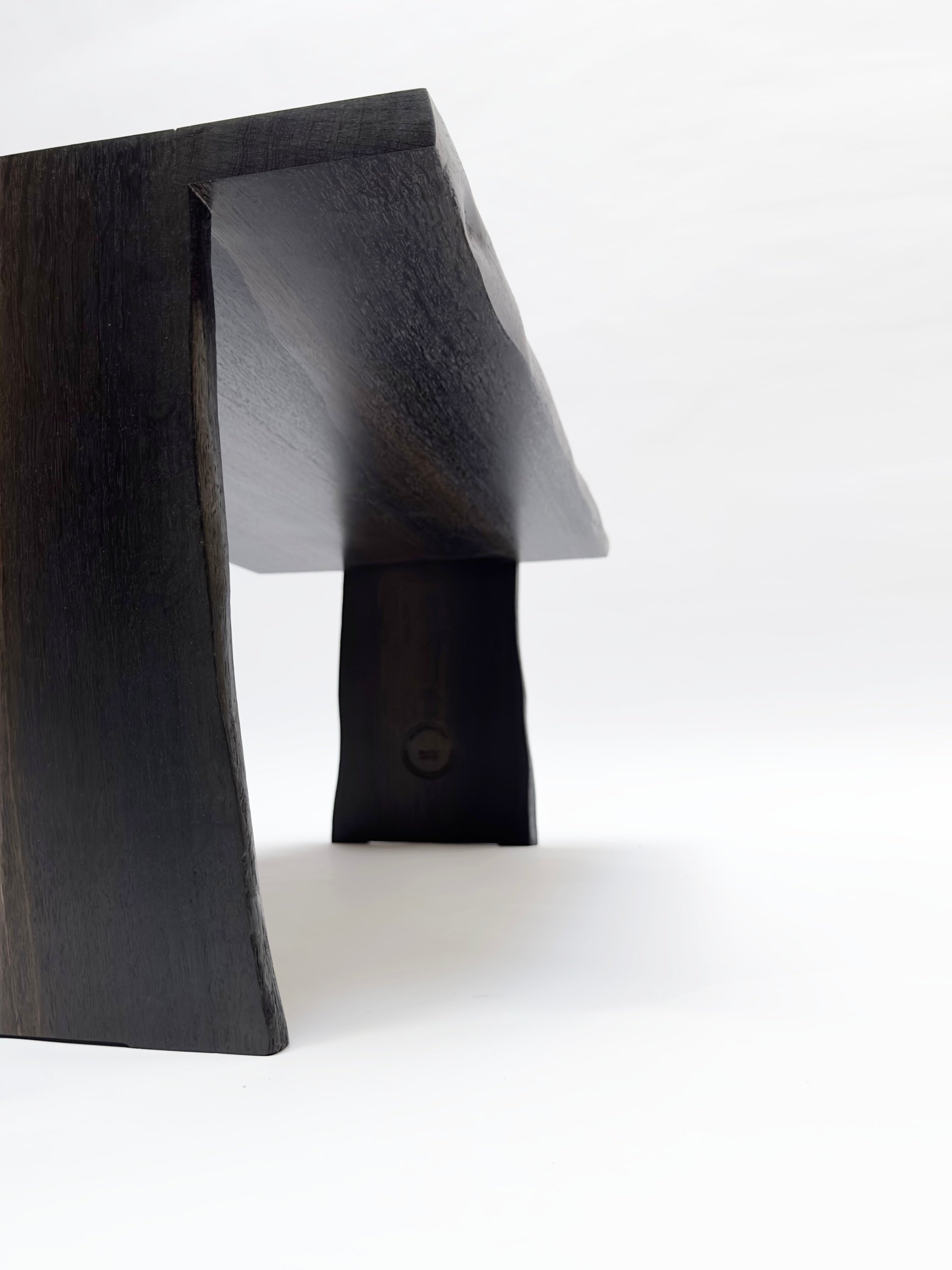 Table basse BO, chêne noir âgé de 5500 ans