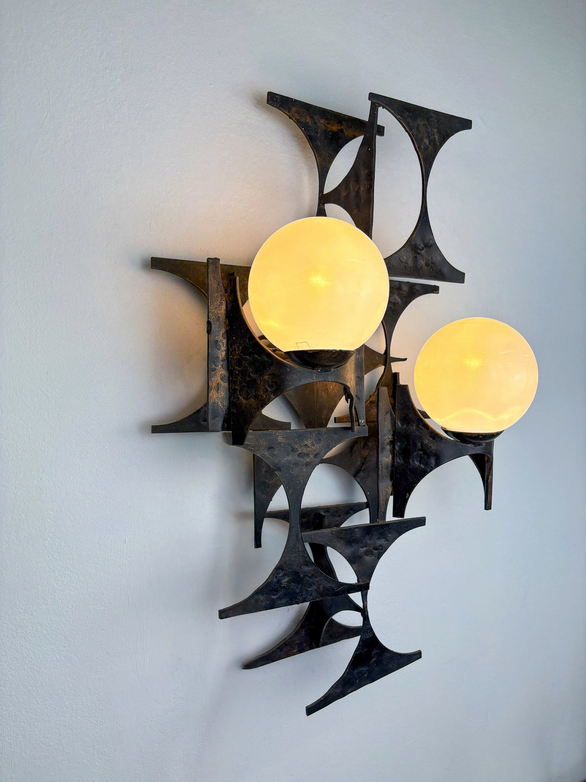 Large Brutalist & sculptural wall light by Marc Weinstein, Germany, 1960s — alternate view