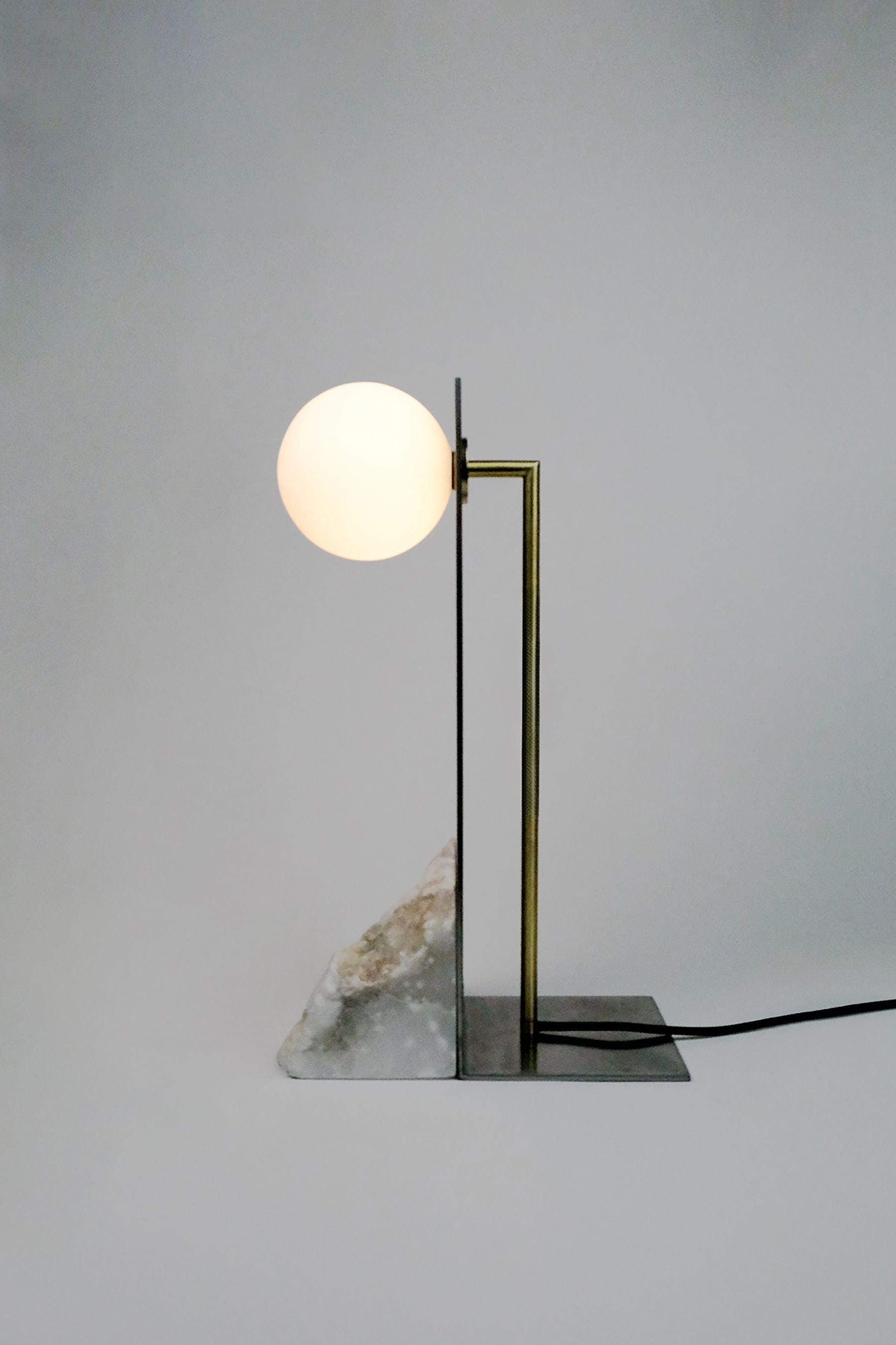 'Himalaya Lunar' - Vertical Table Lamp