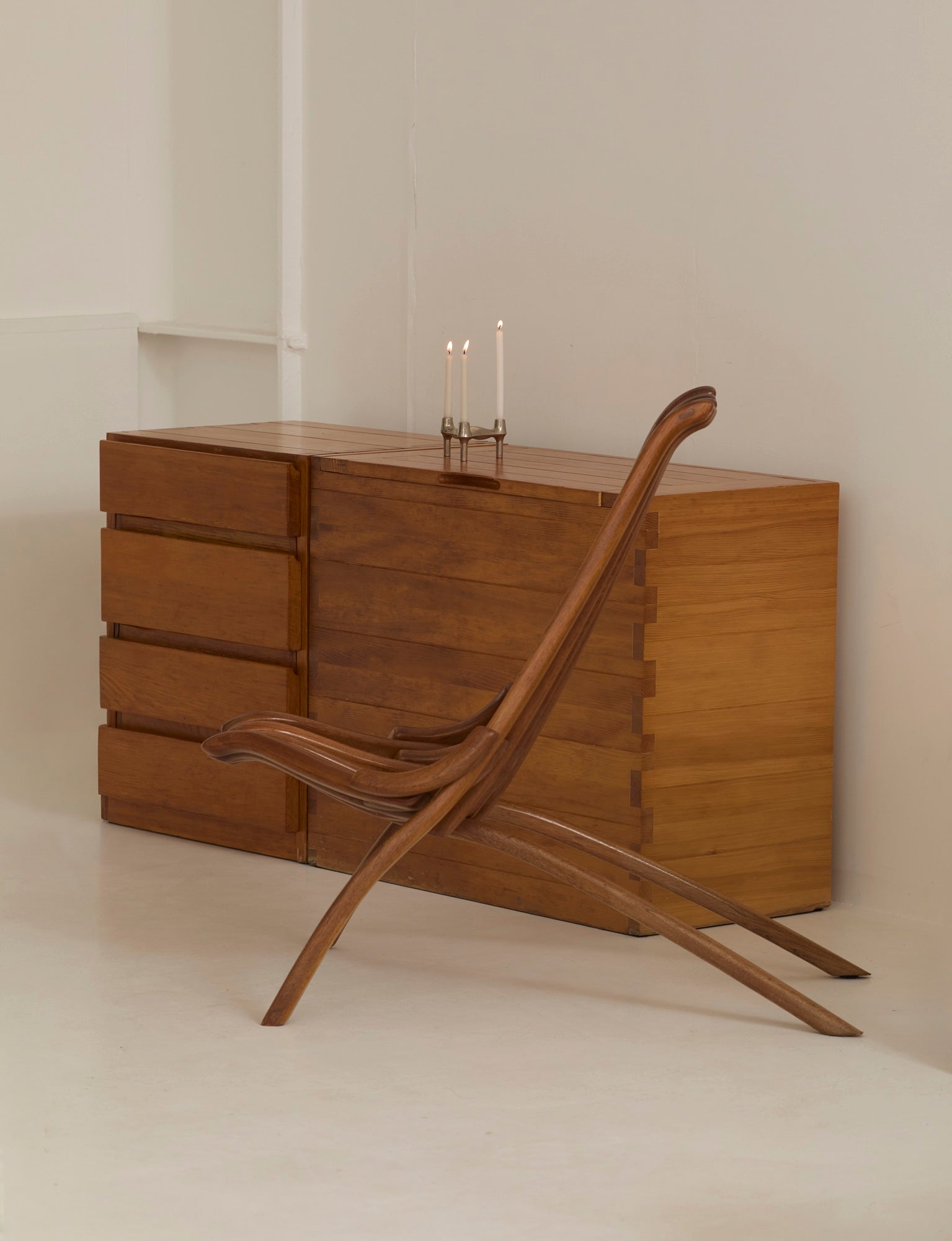 Vintage Artisanal Foldable Lounge Chair in Wood