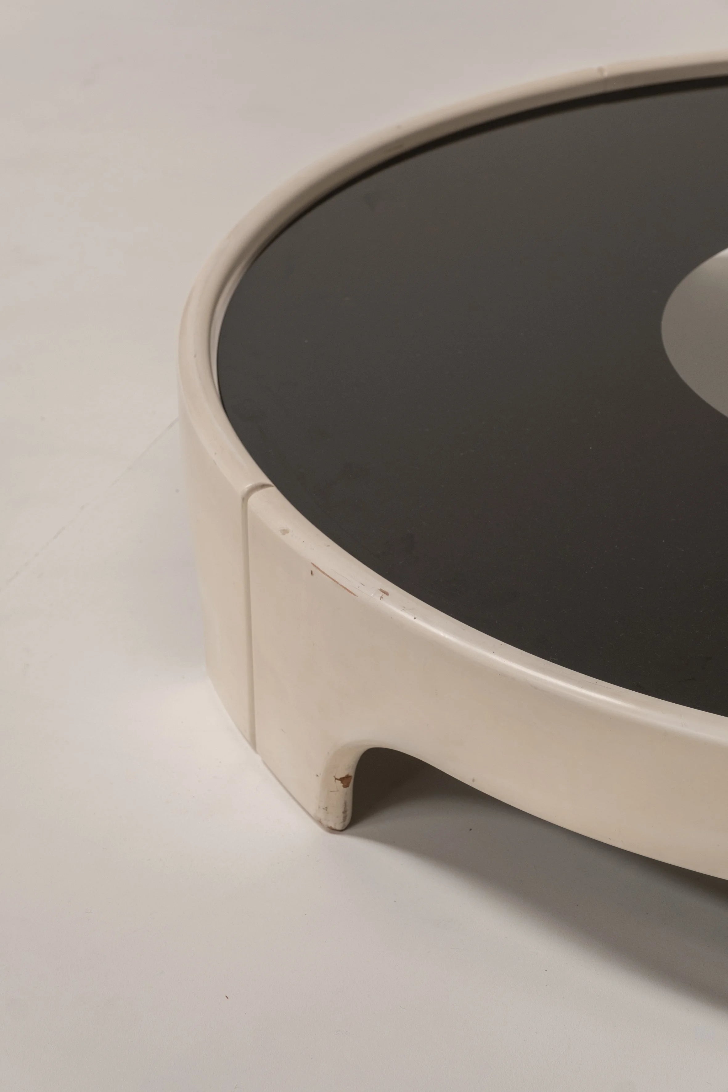 Tito Agnoli Circular Coffee Table, Italy 70s — alternate view