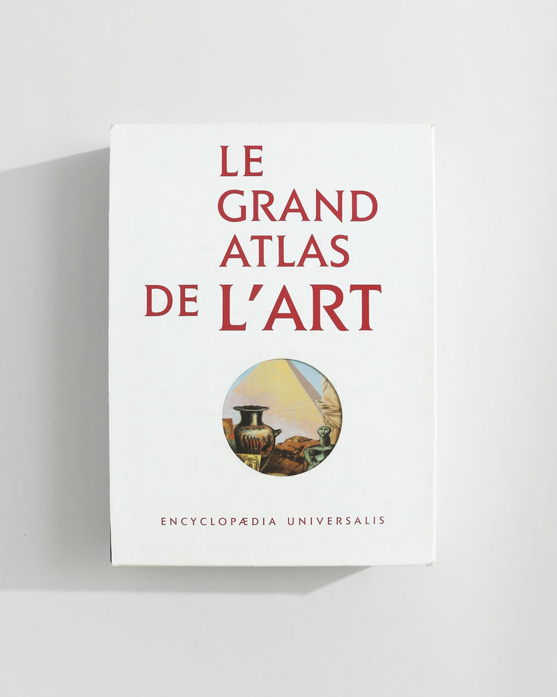 Le Grand Atlas de L’art Book Set by Villa | The Oblist — hardcover, white cover