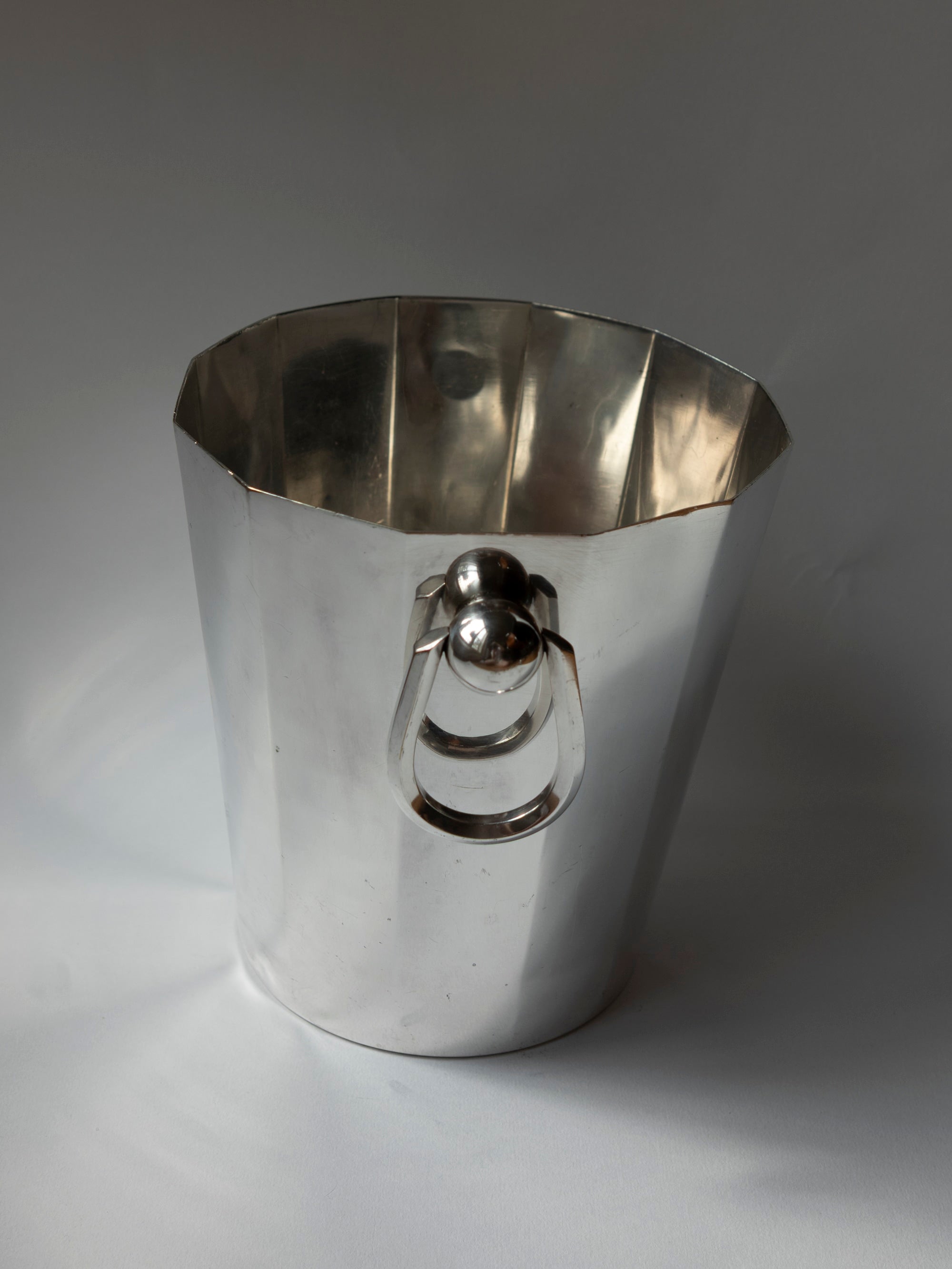Deschamps Frères French Art Deco Silver-Plated Champagne Bucket, c. 1930s — detail view