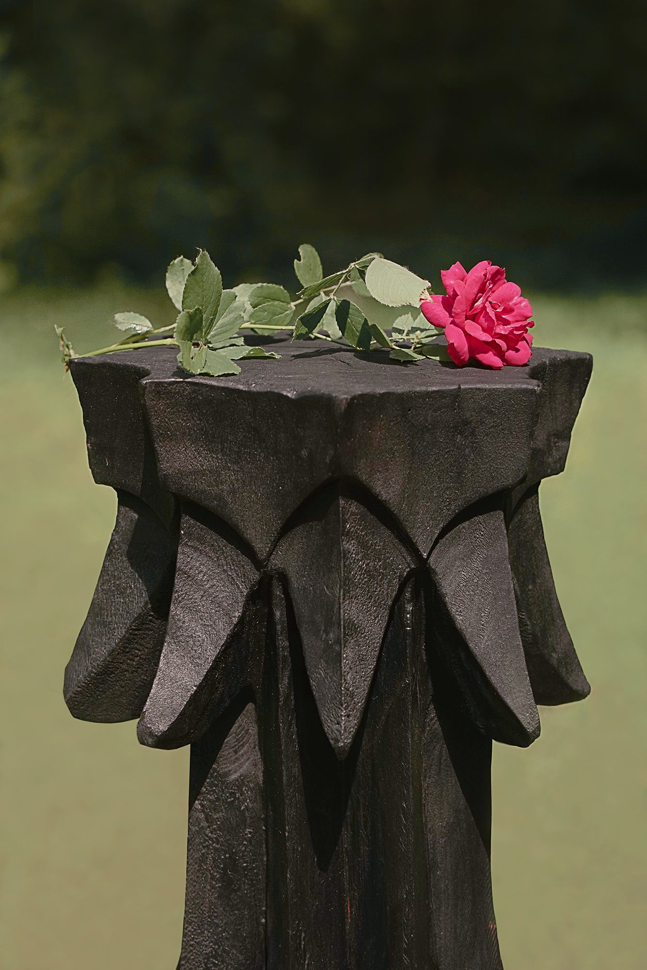 Coffee Table "Flower" — side angle