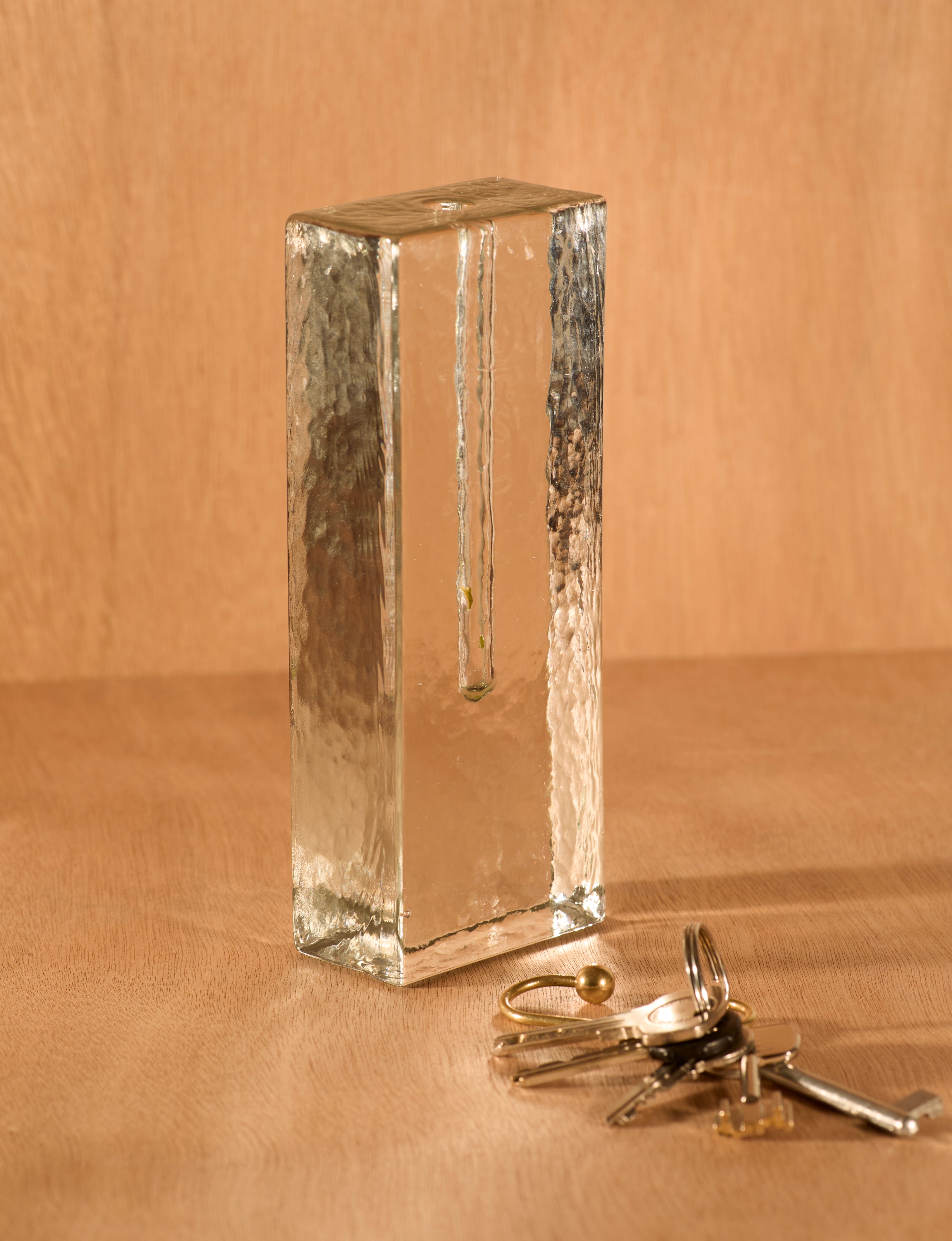 Block unifleur / stem vase in European glass (Extra Large) — side angle