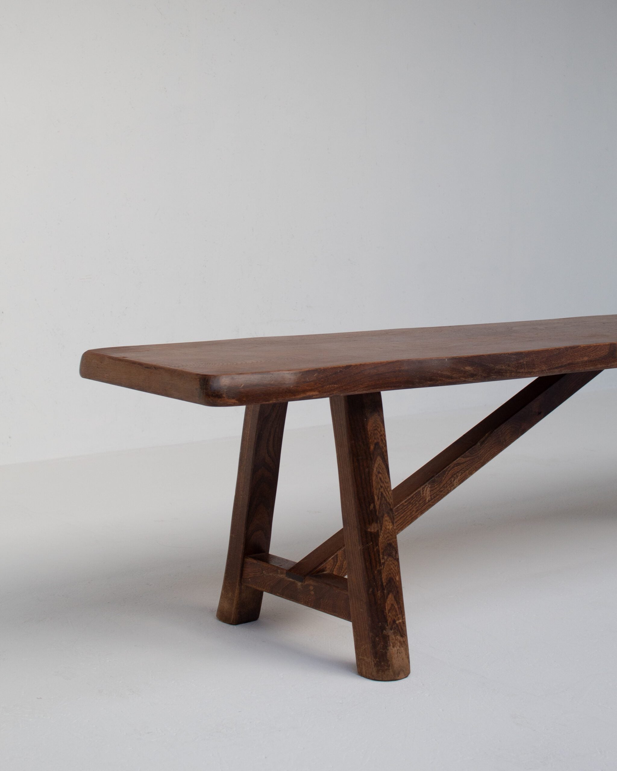 Rustique Bench in Wood — top view of handcrafted wooden seat