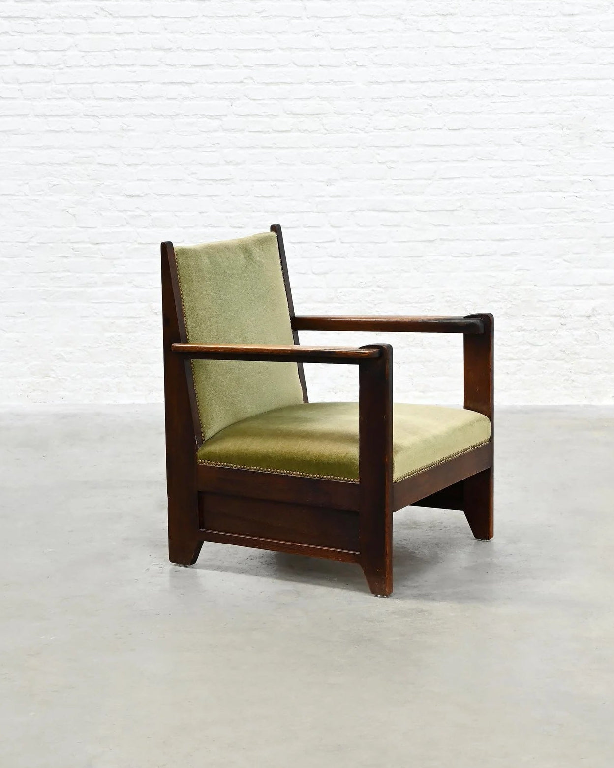 Hague School Armchair, The Netherlands, 1920s by Introverso | The Oblist