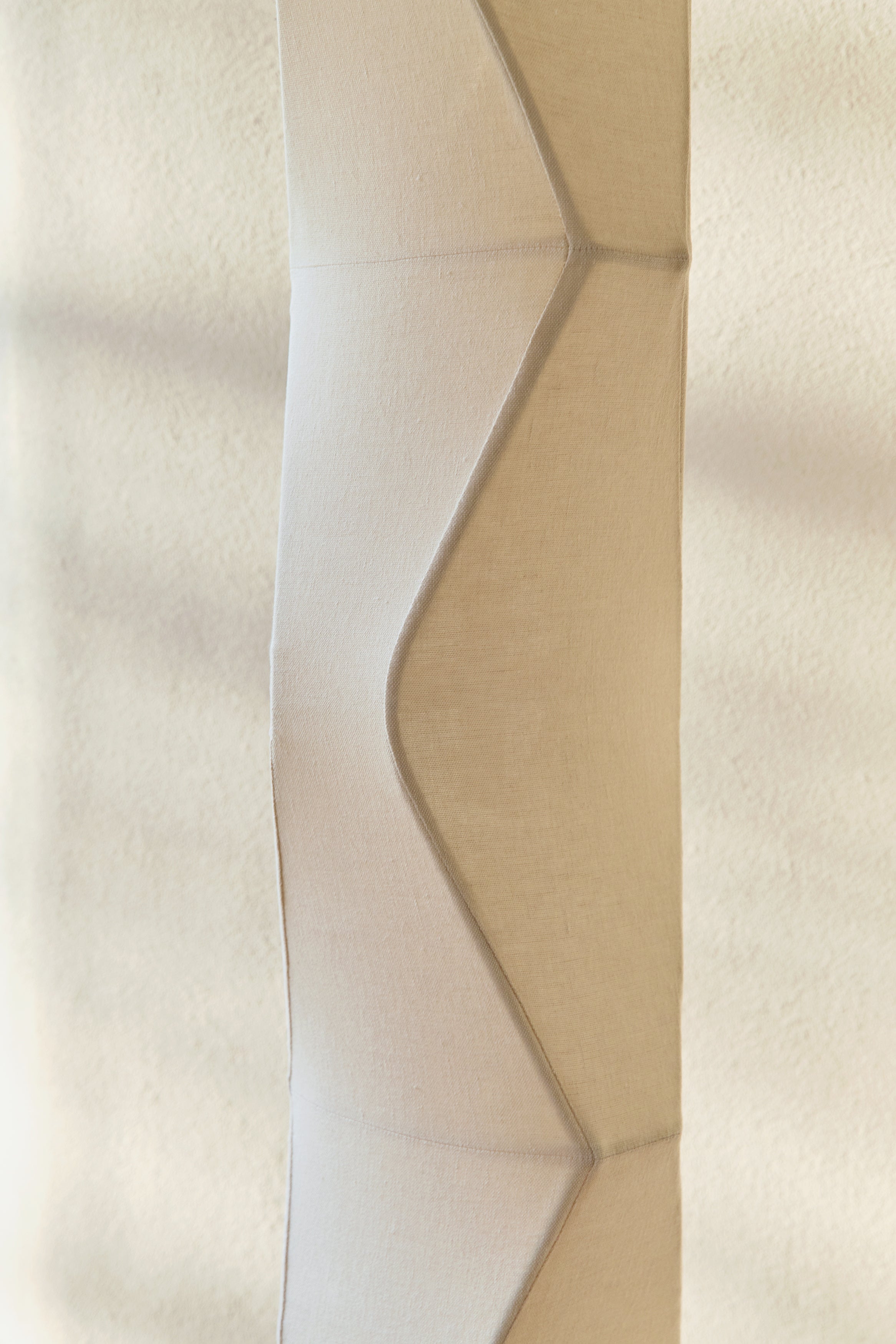 "Arête" Pendant Vertical Line — lifestyle setting