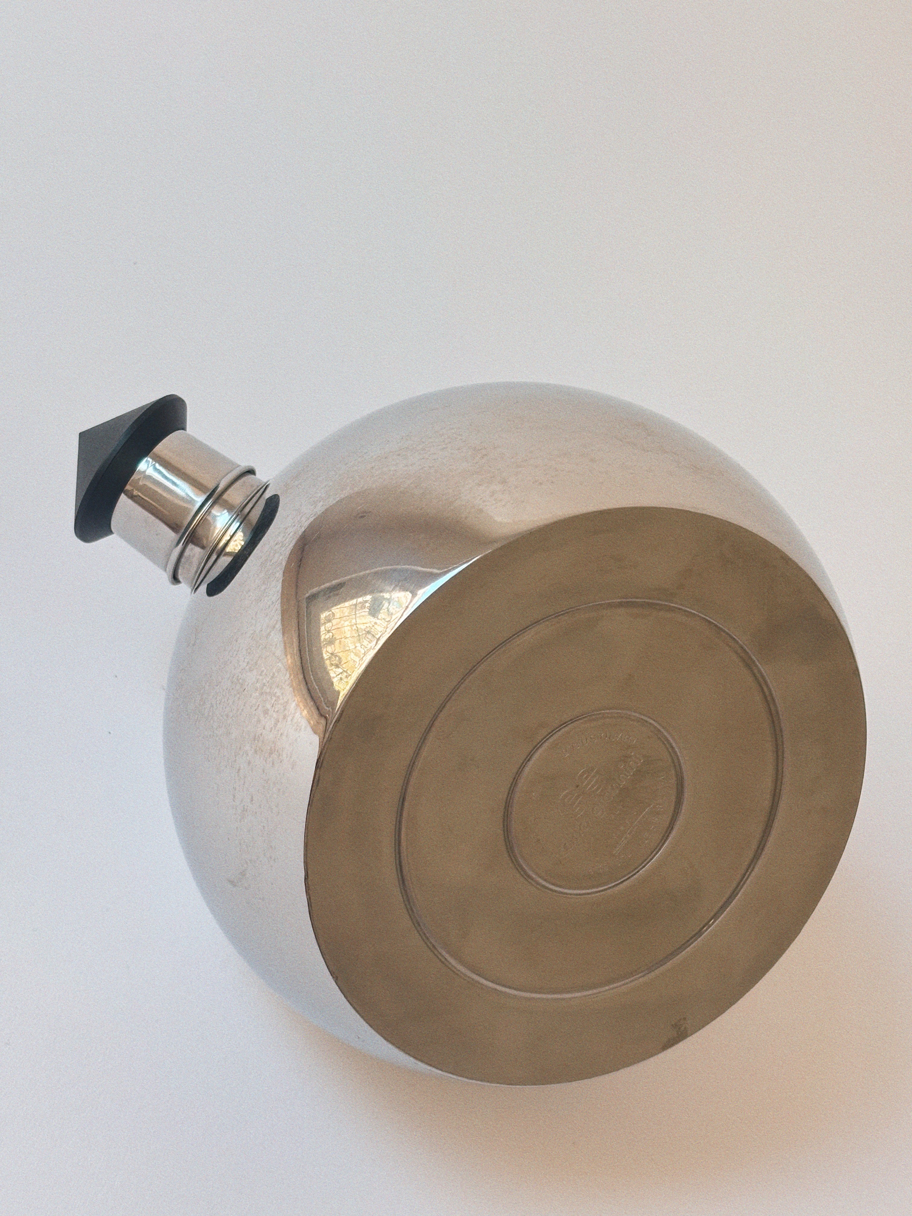 Mirror Ball Kettle, 1980's Italy — close-up