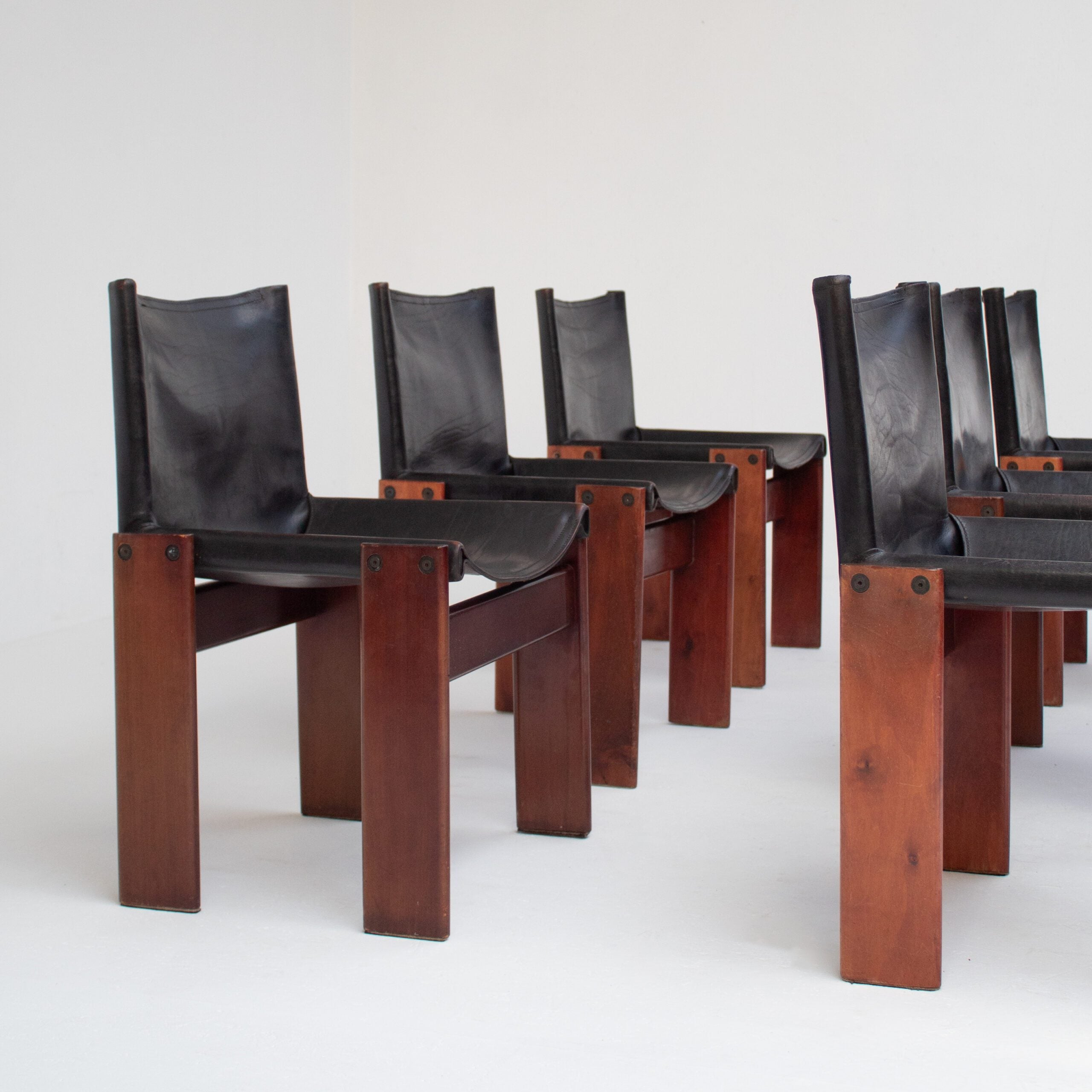 Set of 6 Monk Chairs by Afra & Tobia Scarpa for Molteni — detail view