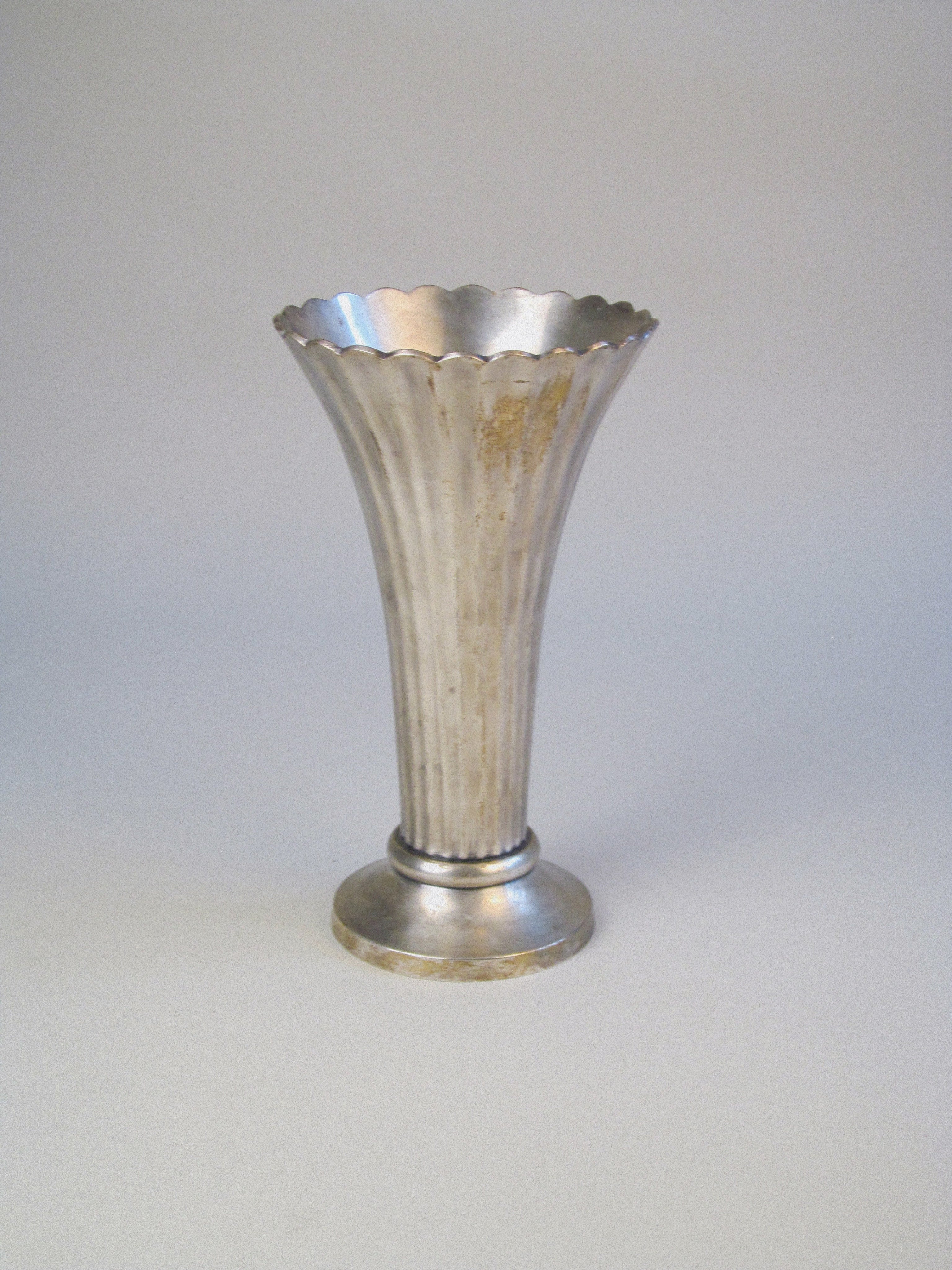 Scalloped Secessionist Vase c1920 by Myakin | The Oblist — metal, vintage design