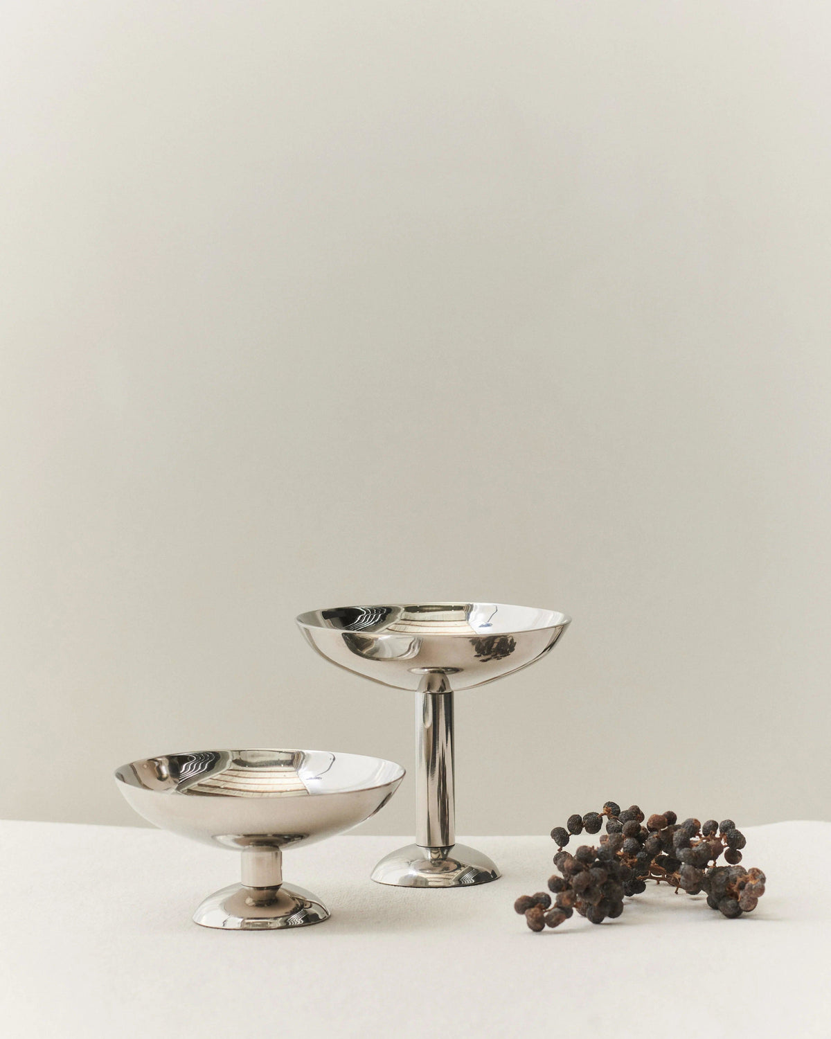 METAL CHAMPAGNE COUPE, TALL — side angle