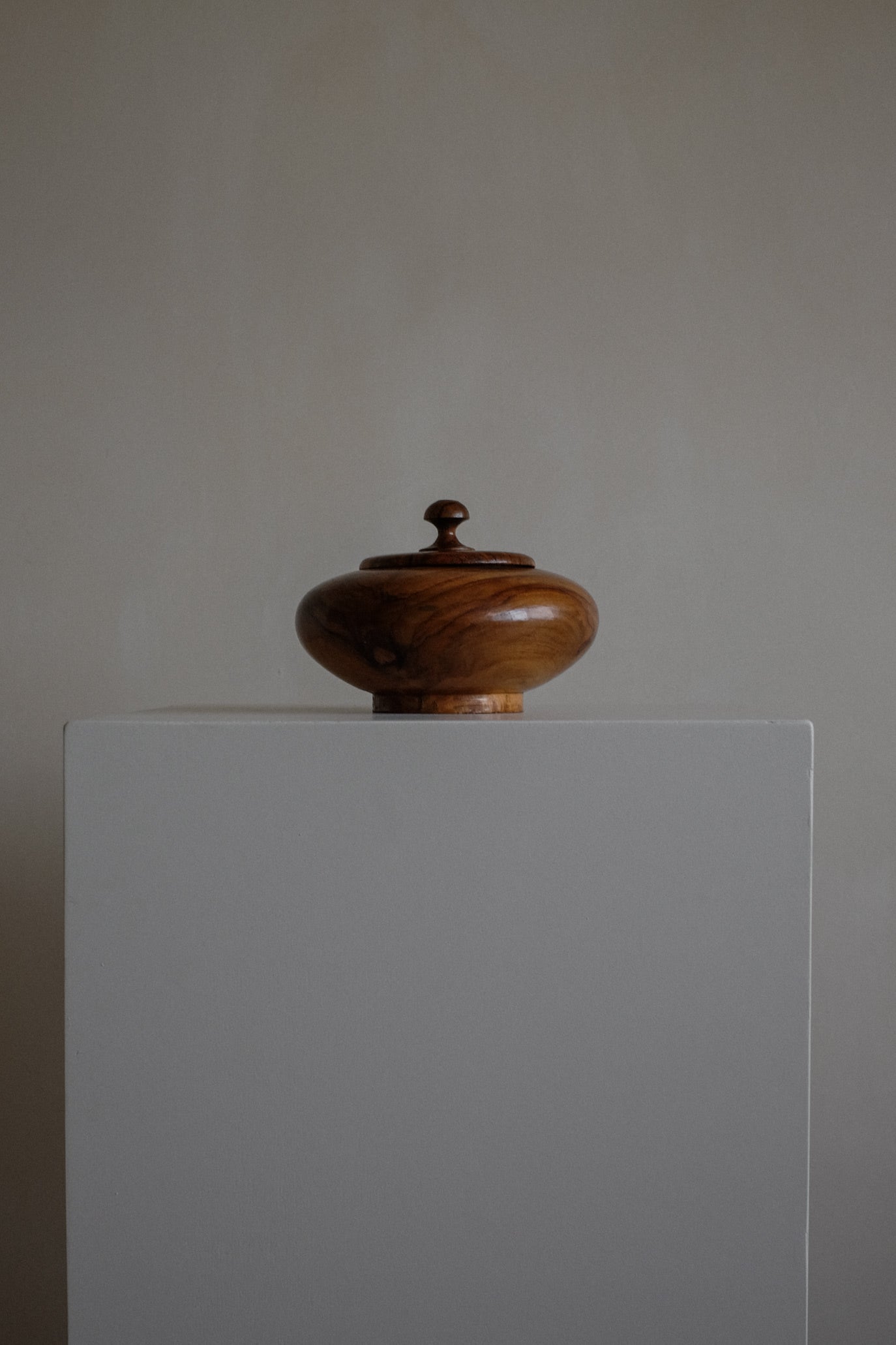 Handcrafted Wooden Lidded Bowl by septembre studios | The Oblist