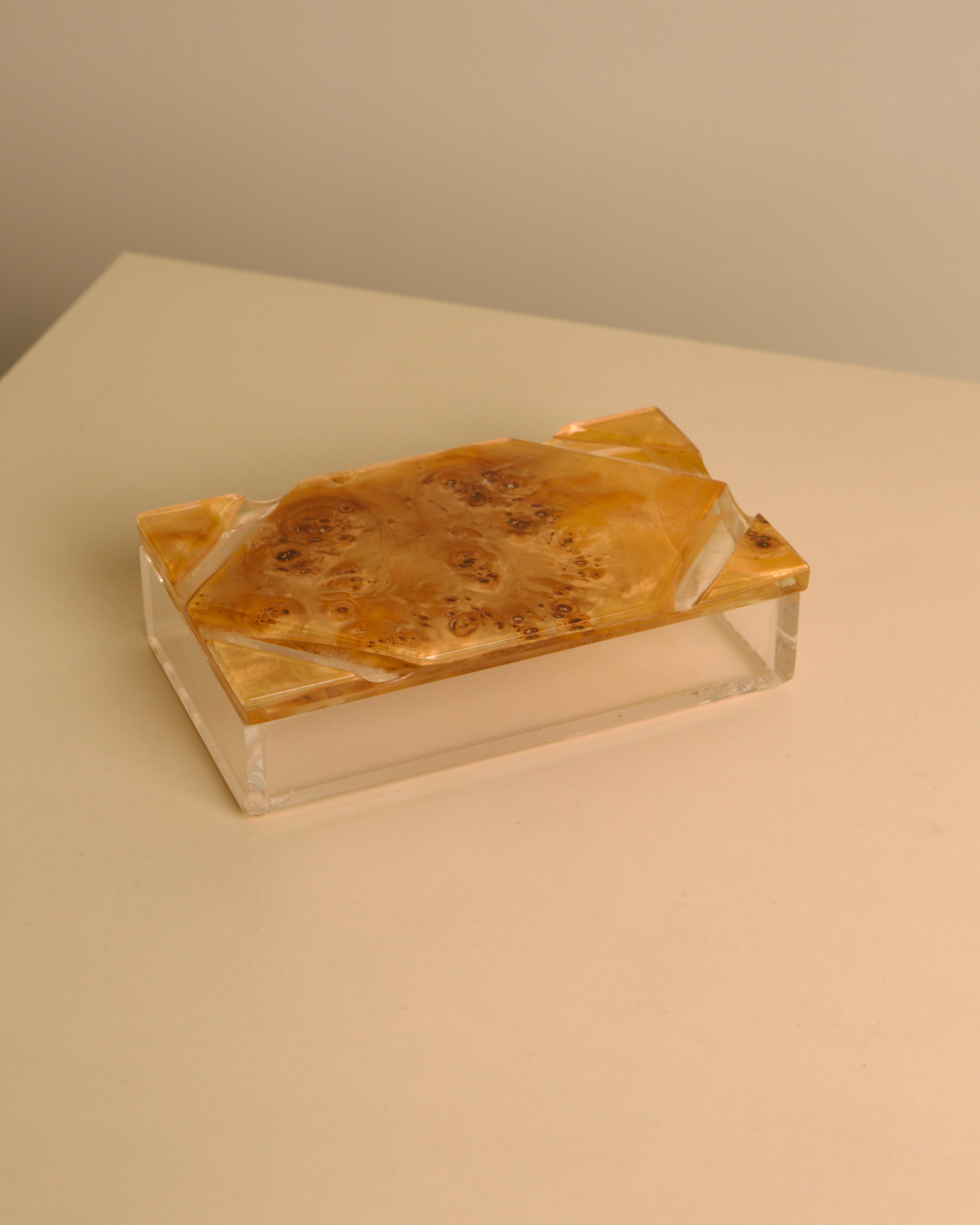 Italian plexiglass box with amber burl wood lid, 1970s by Treaptyque | The Oblist