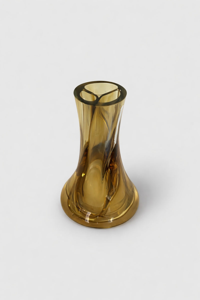 Elara Vase X — detail view