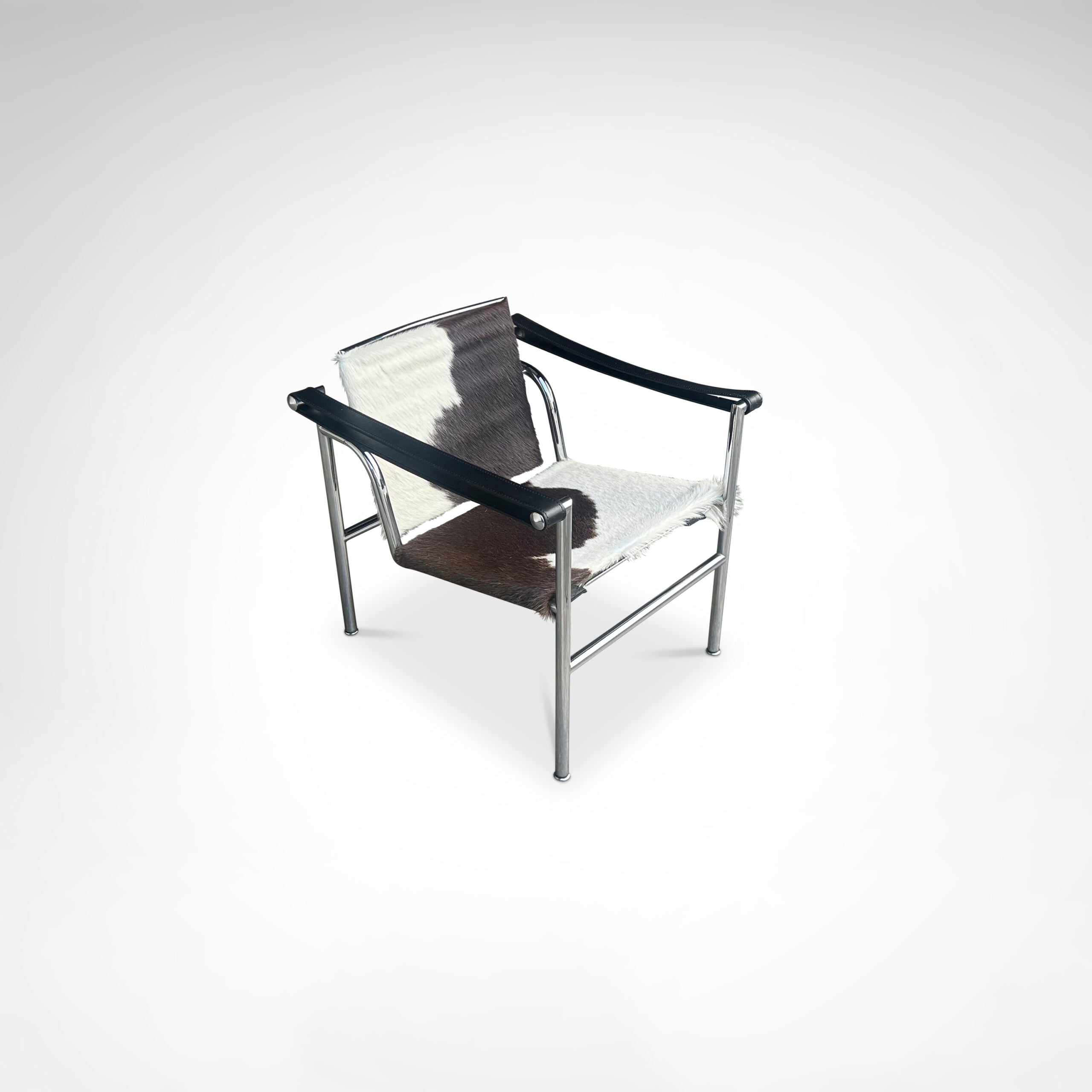 LC1 Ponyskin Armchair by Le Corbusier, Charlotte Perriand & Pierre Jeanneret for Cassina, 1980s — in context