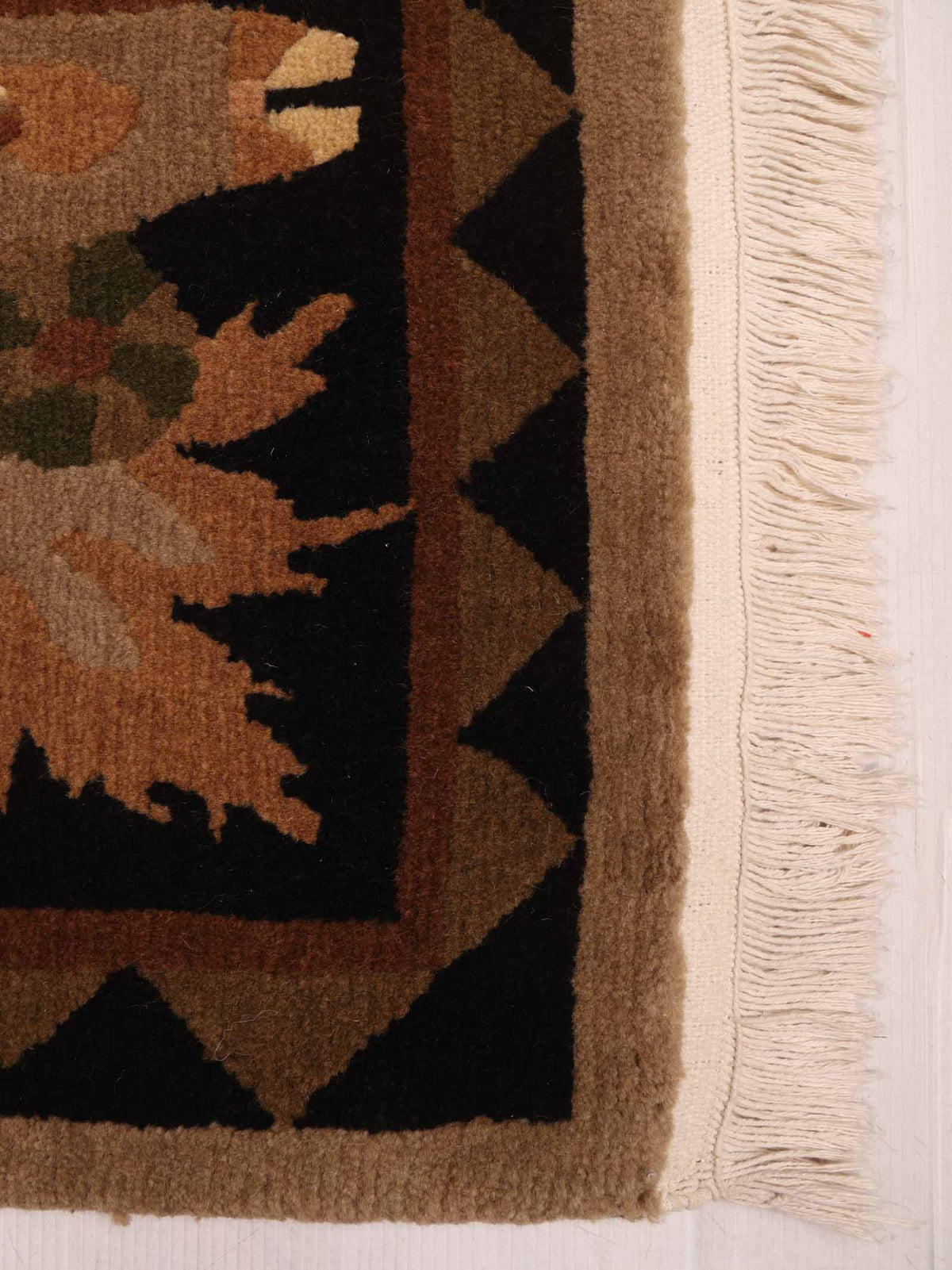 nepalese rug in tobacco 185 x 218 cm — side angle
