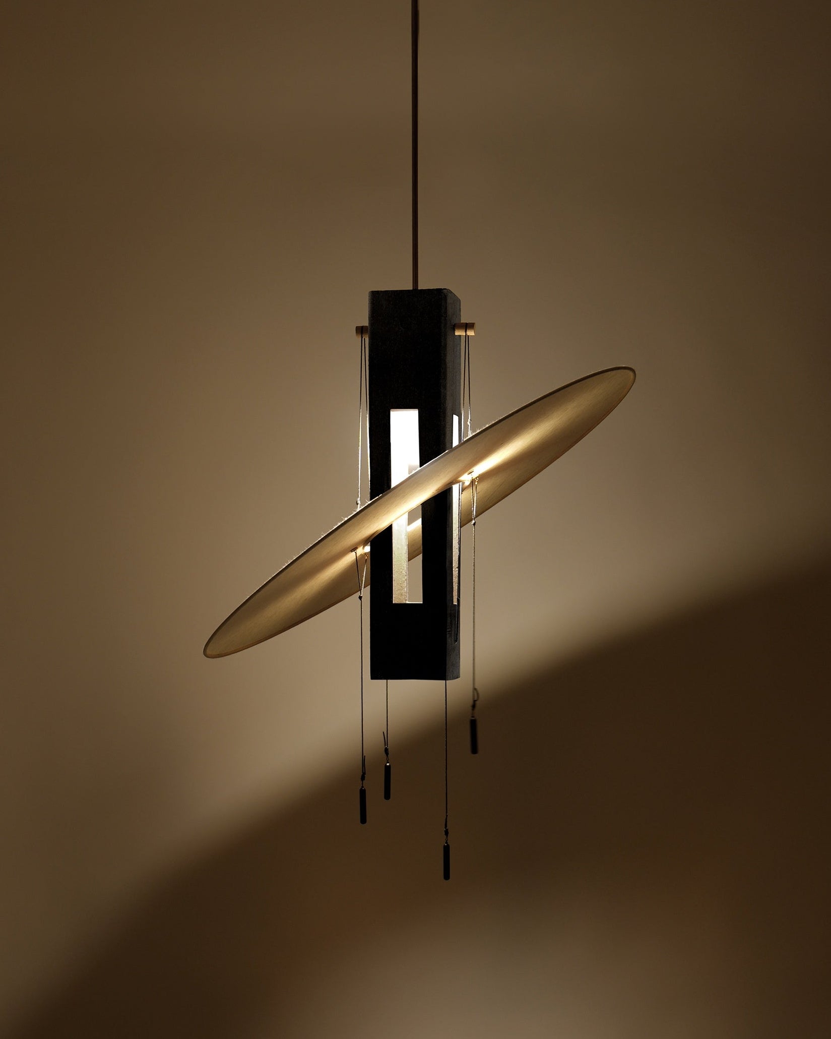 Nova - Black — detail view