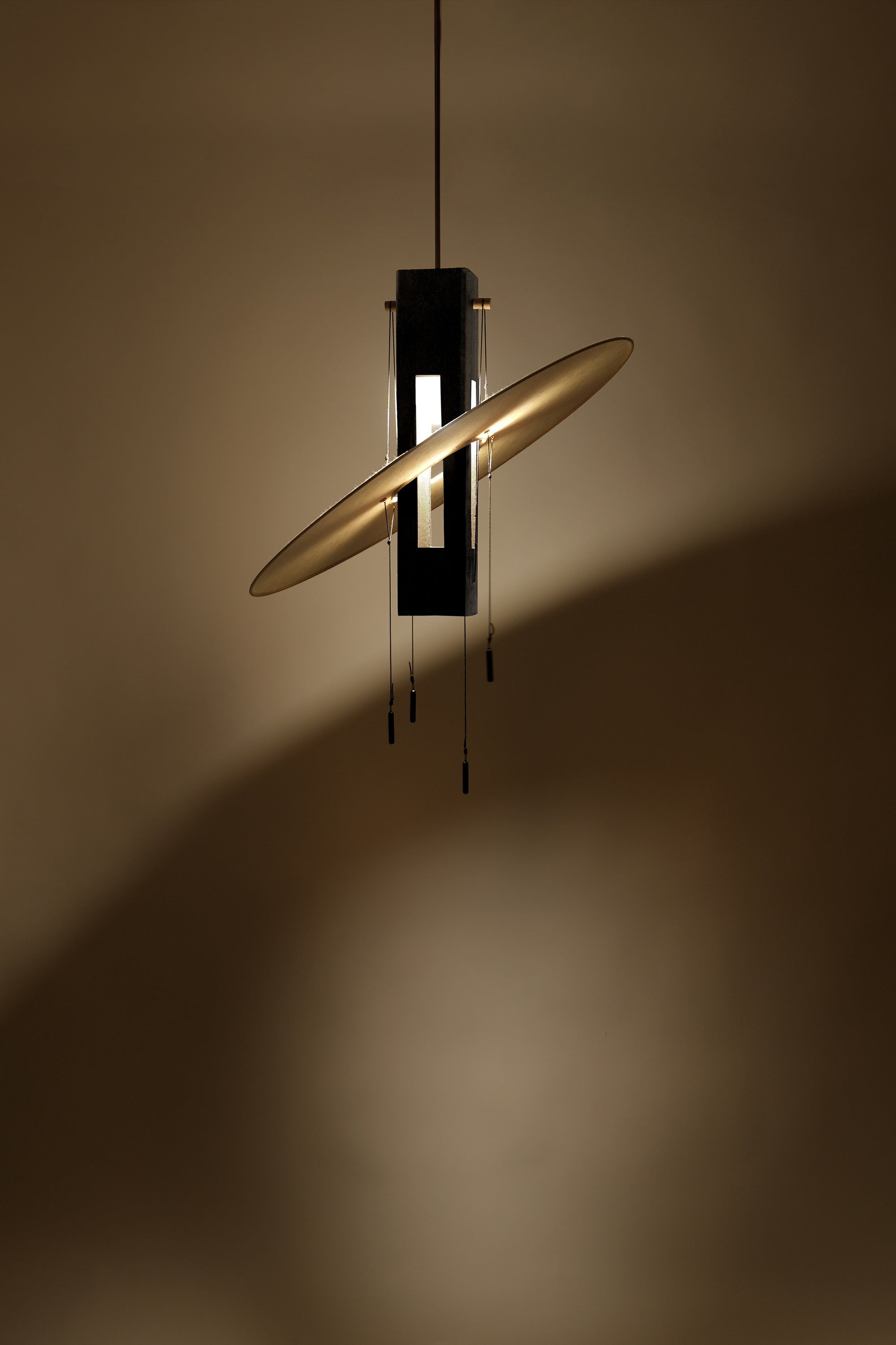 Nova - Black — side angle