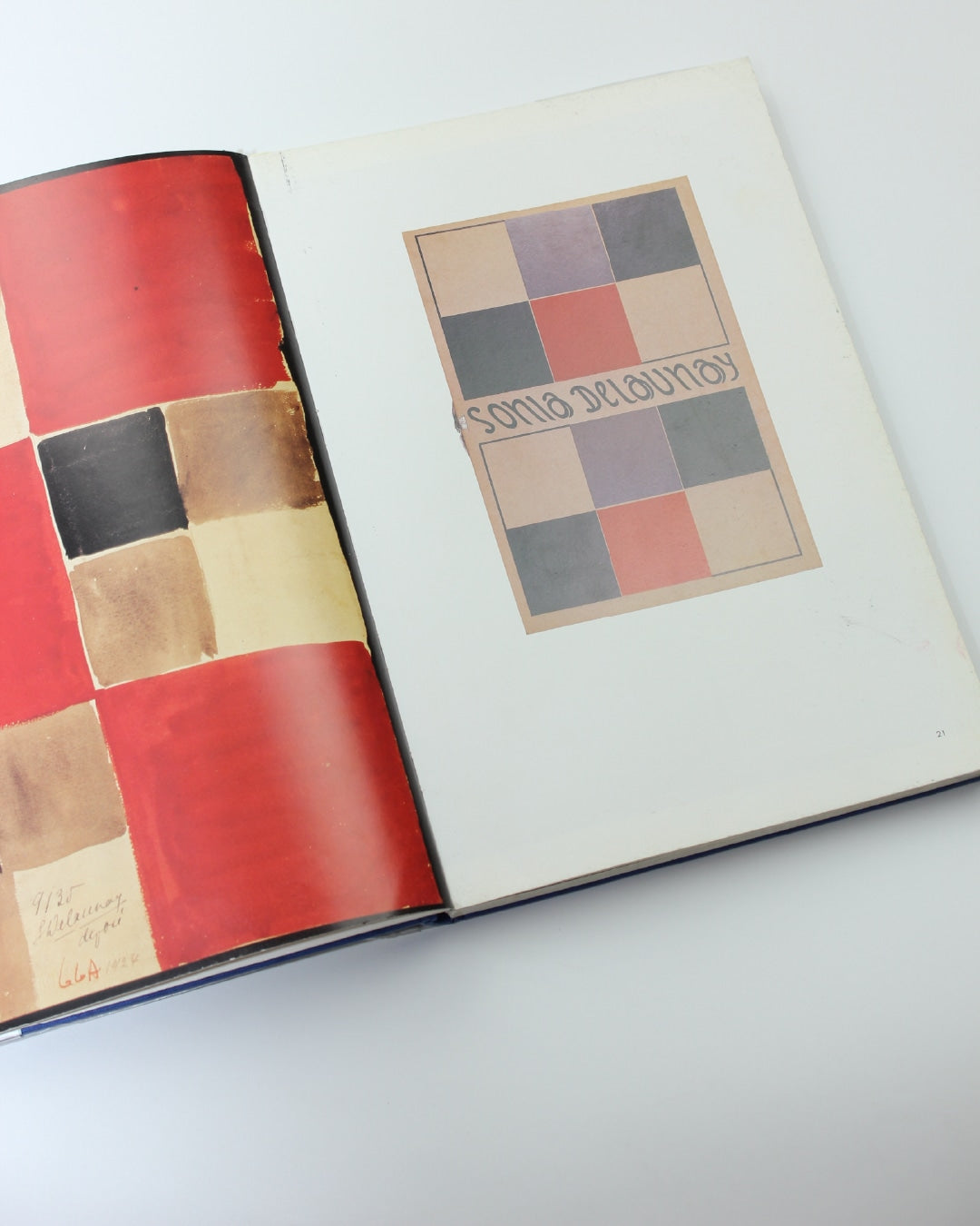Sonia Delaunay: Fashion and Fabrics — side angle of open book pages