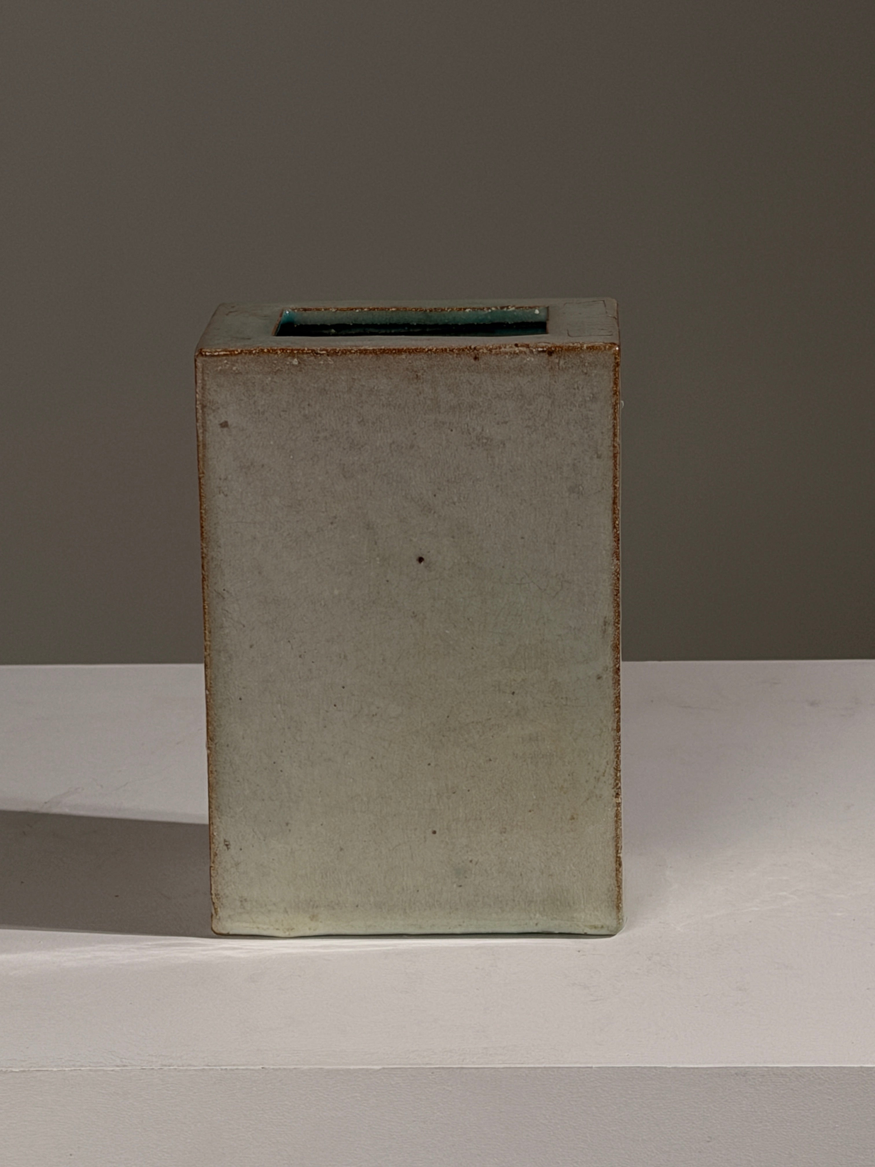 Rectangular glazed ceramic vase, circa 1960 — close-up