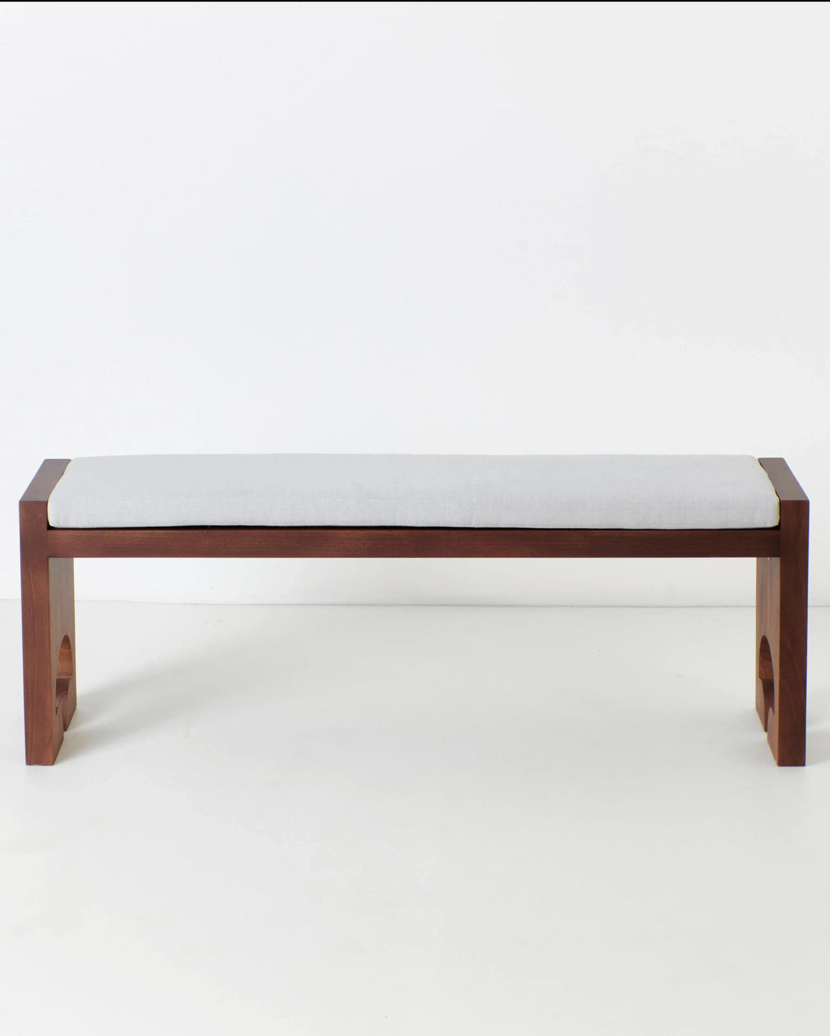 Quinta Bench — lifestyle setting