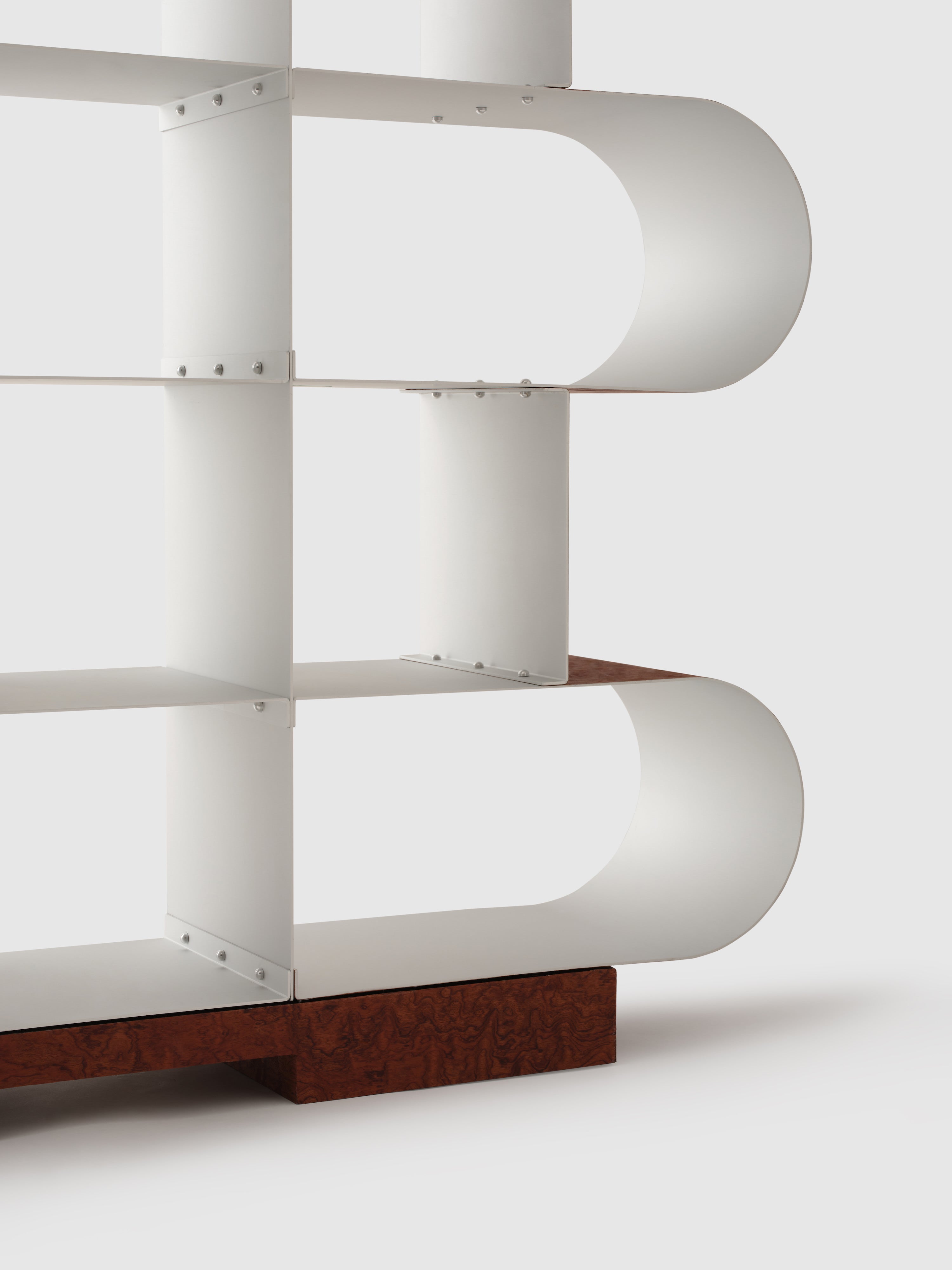 Étagère en aluminium 'Dressed'