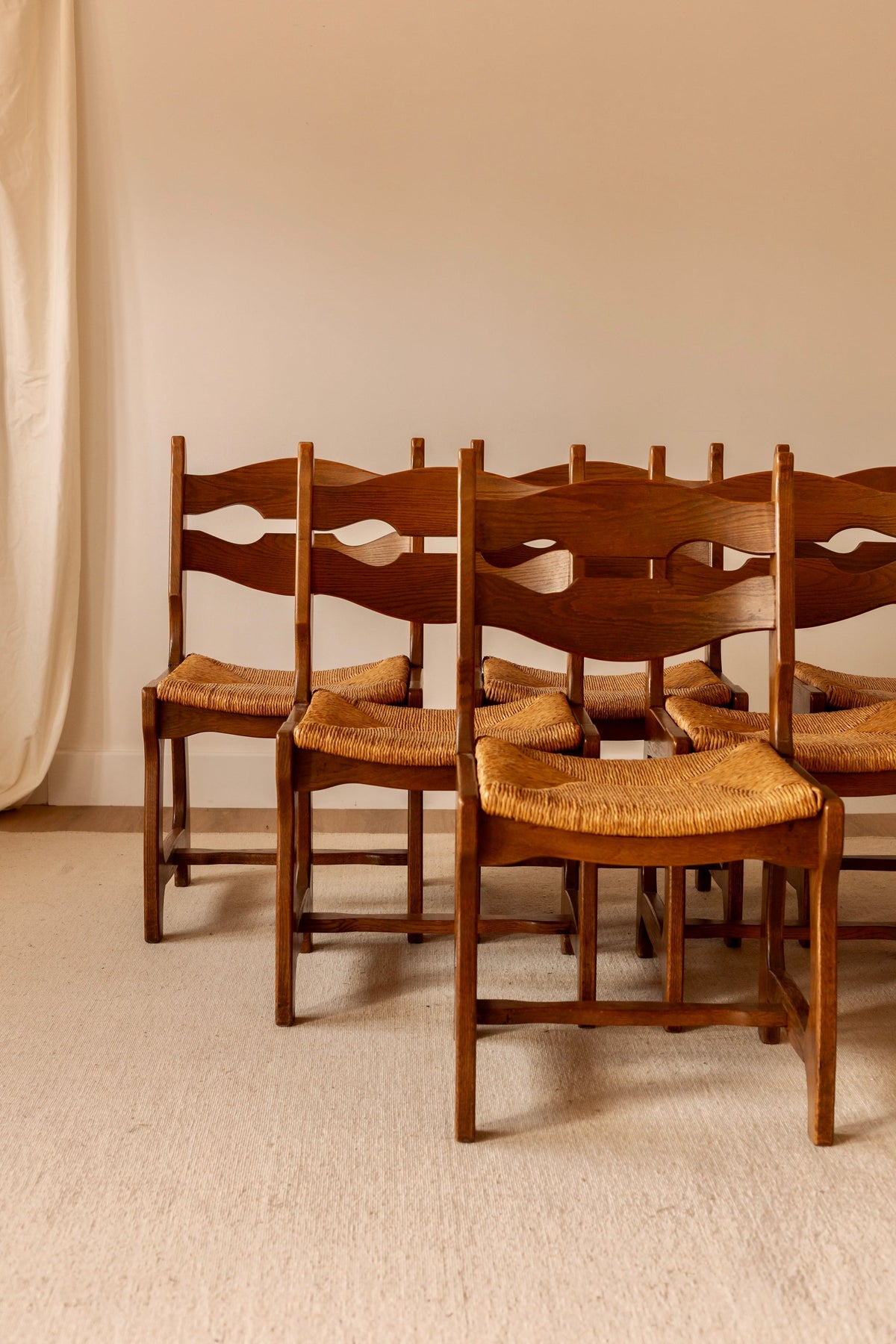 Set of Six French Oak Razor-Back Chairs by Guillerme et Chambron, c.1960 — detail view