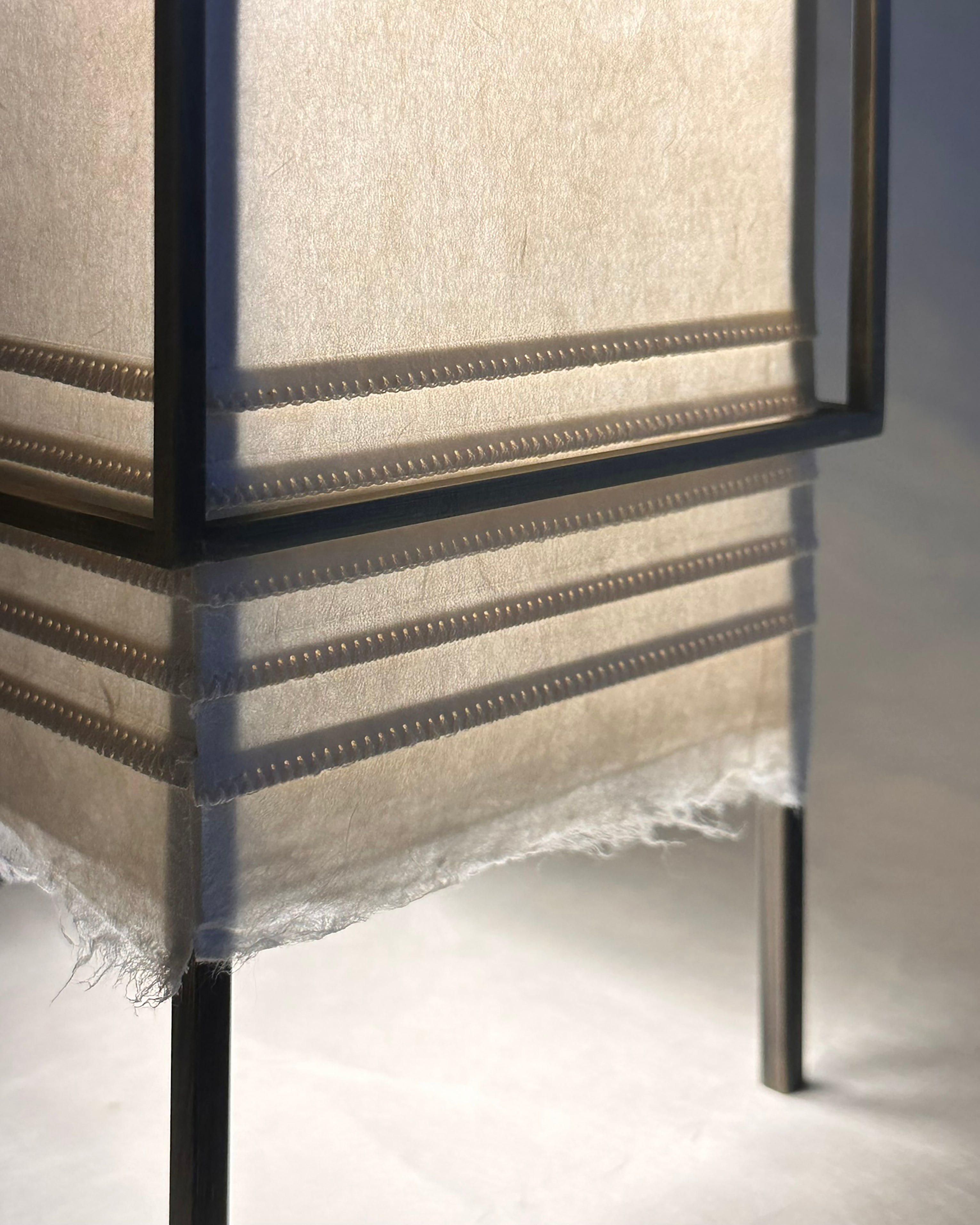 biiit 002 / Table lamp — close-up