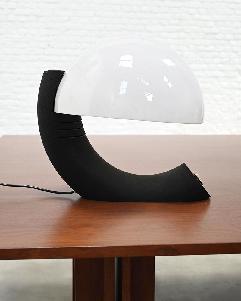 Italian Concordia table lamp with curved black base and white shade