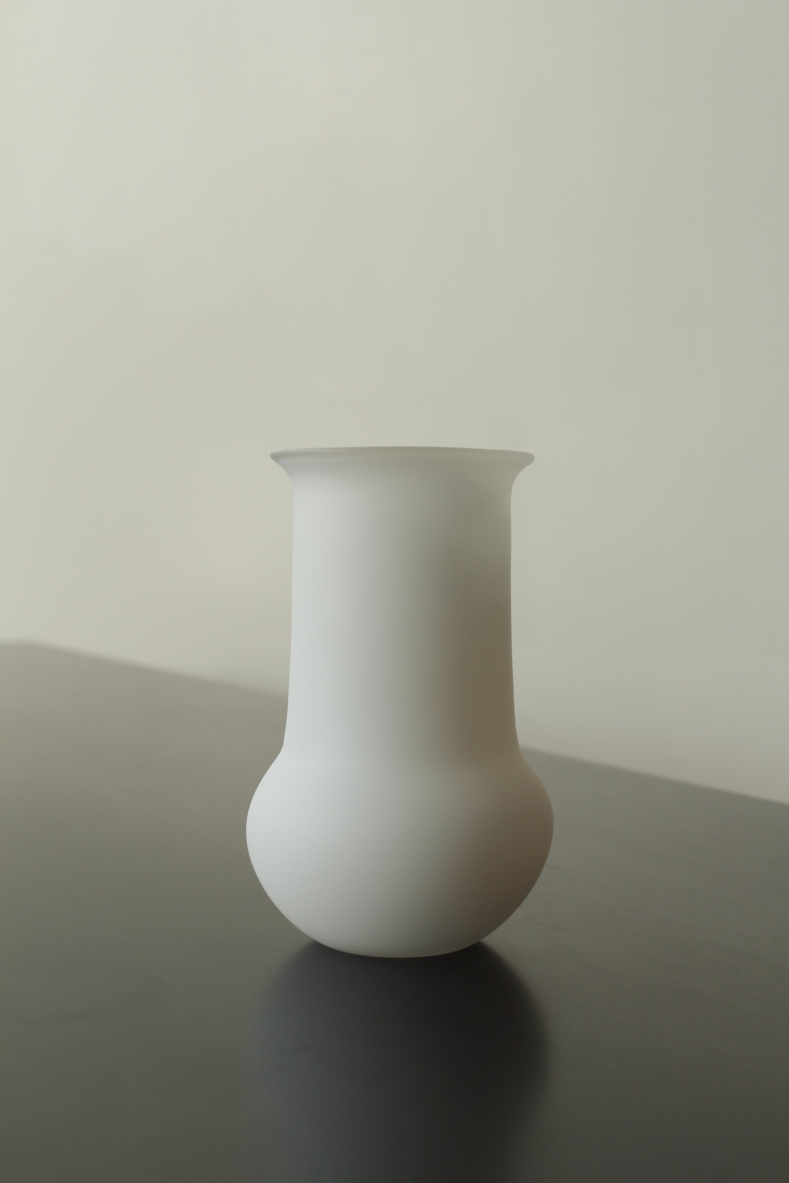 Small Vase in Cotton by Verre d'Onge | The Oblist