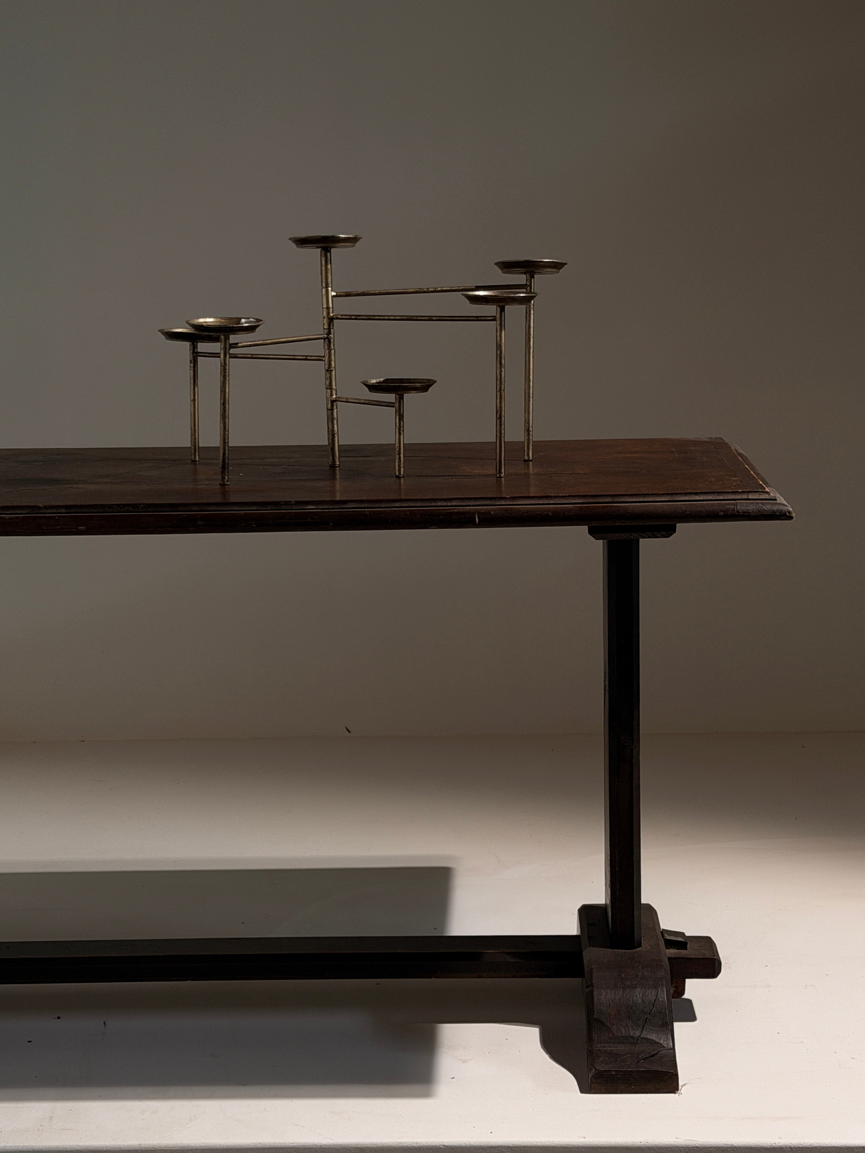 Articulated six-arm candelabra in silver-plated metal, France, circa 1950 — detail view