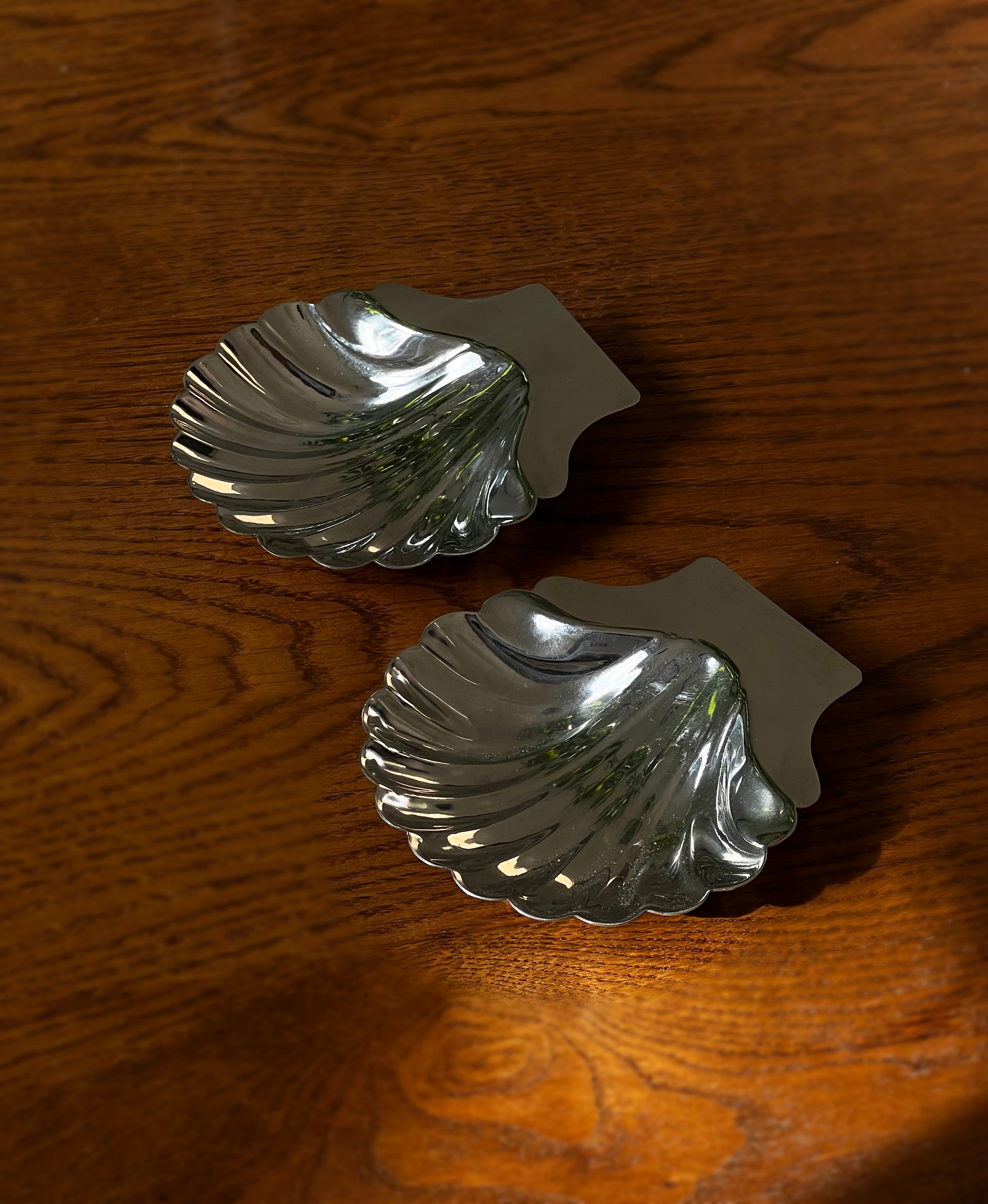 Shell Dish Pair — detail view