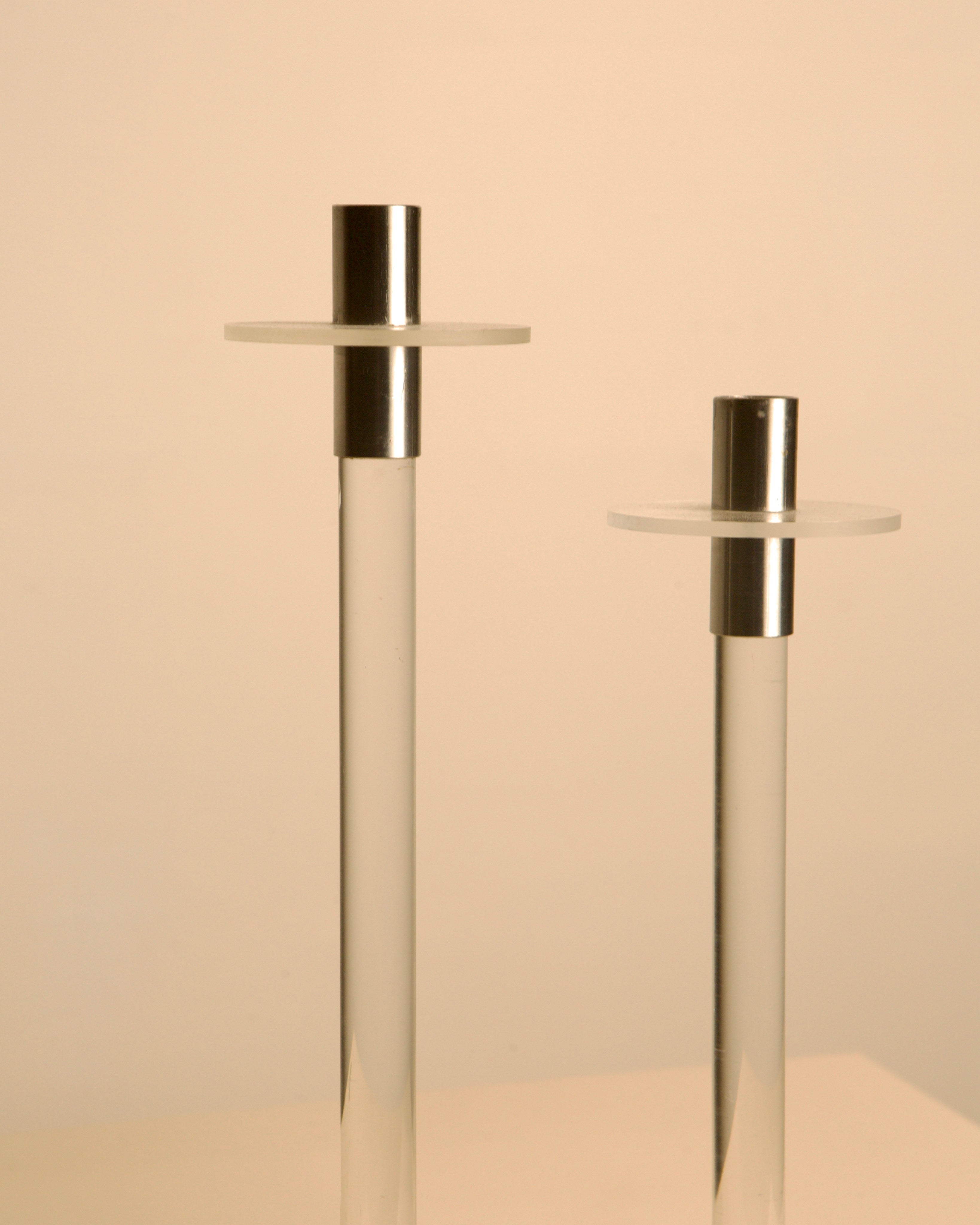 Paire de Bougeoirs en Lucite et Argent Italiens, Années 70